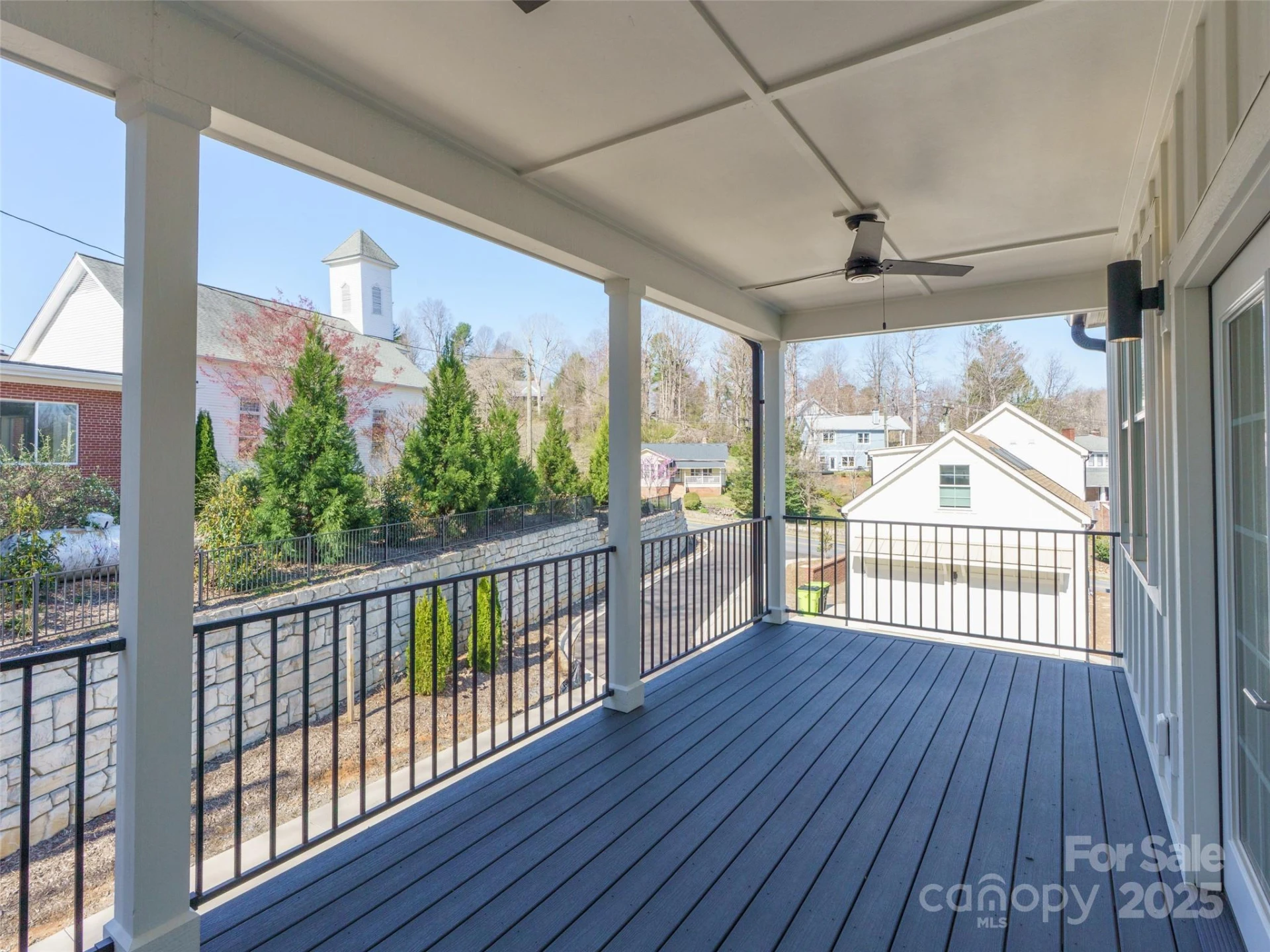 55 Skyvue Court #E - Photo 25