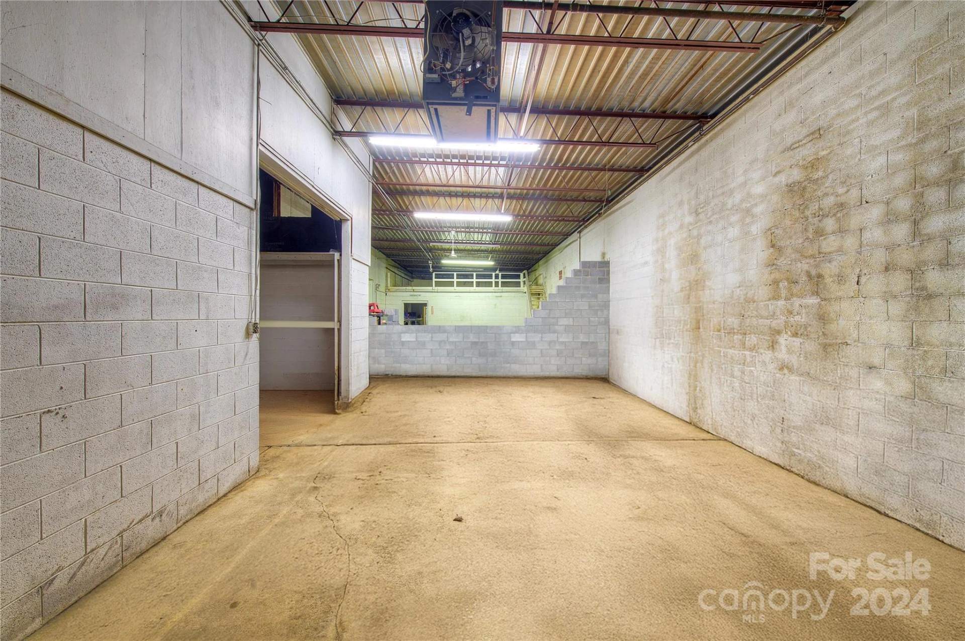 350 Henredon Road - Photo 17