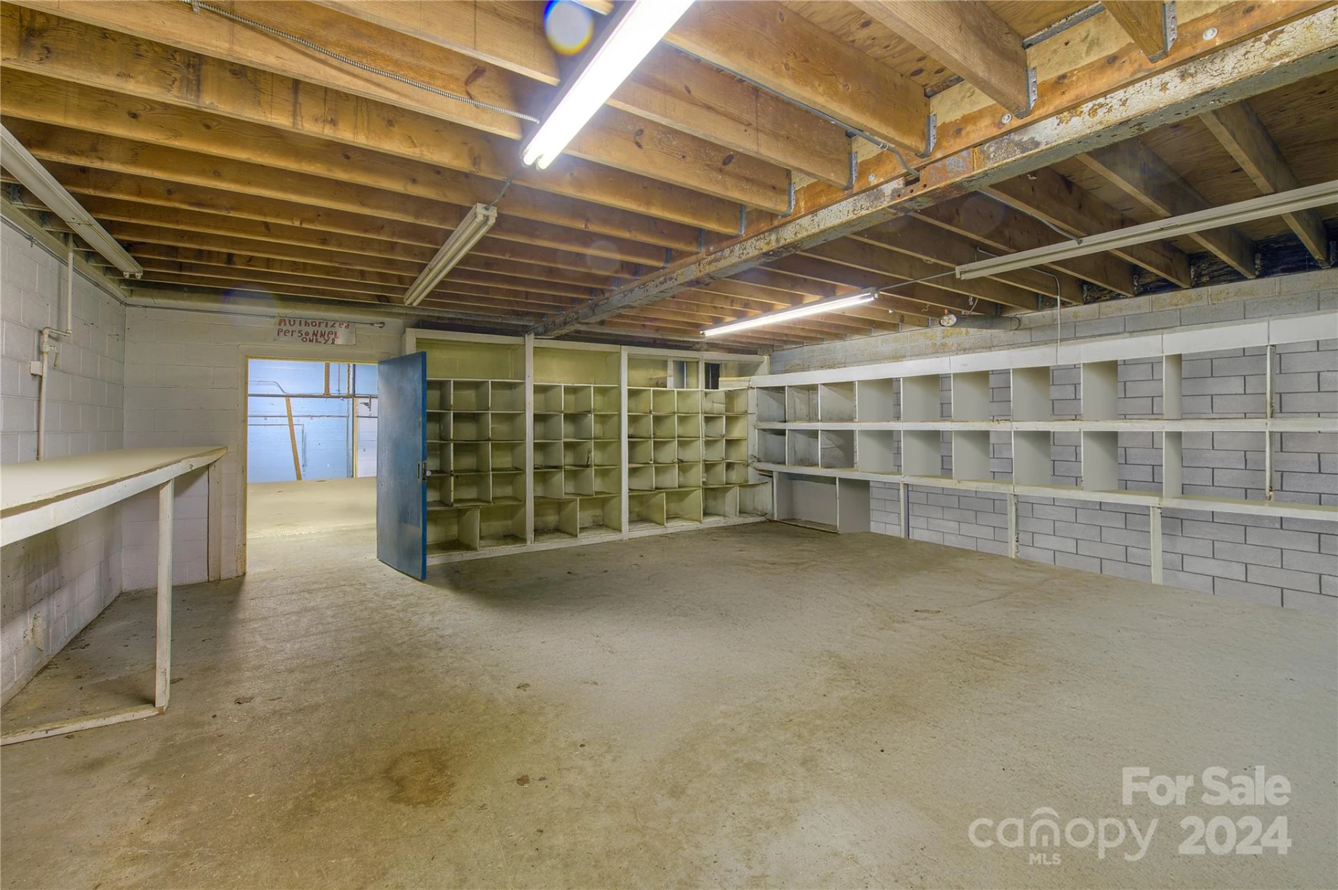 350 Henredon Road - Photo 18