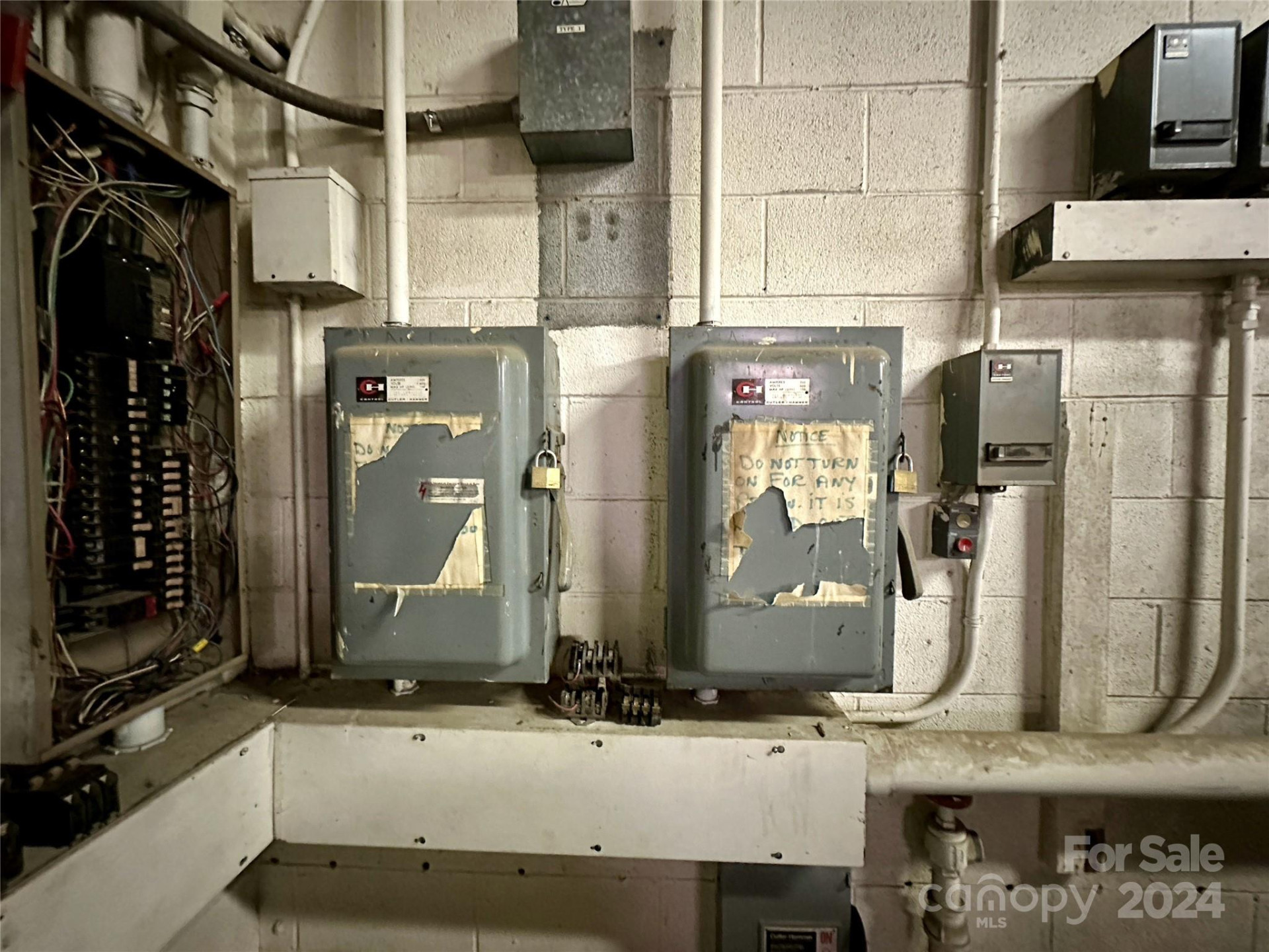 350 Henredon Road - Photo 26