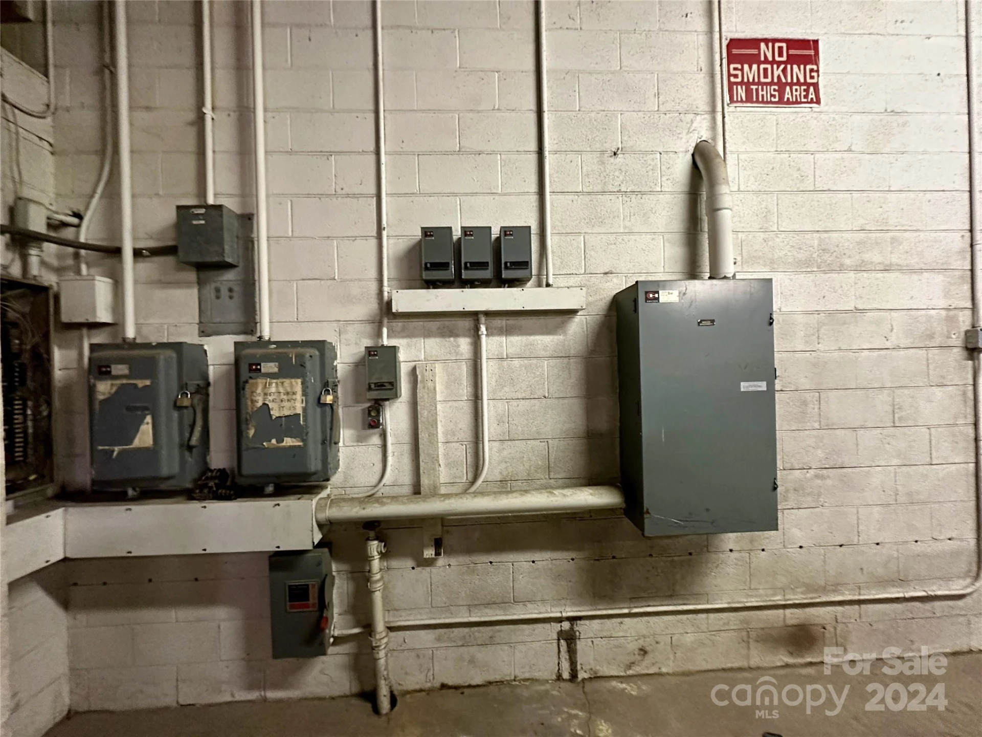350 Henredon Road - Photo 27