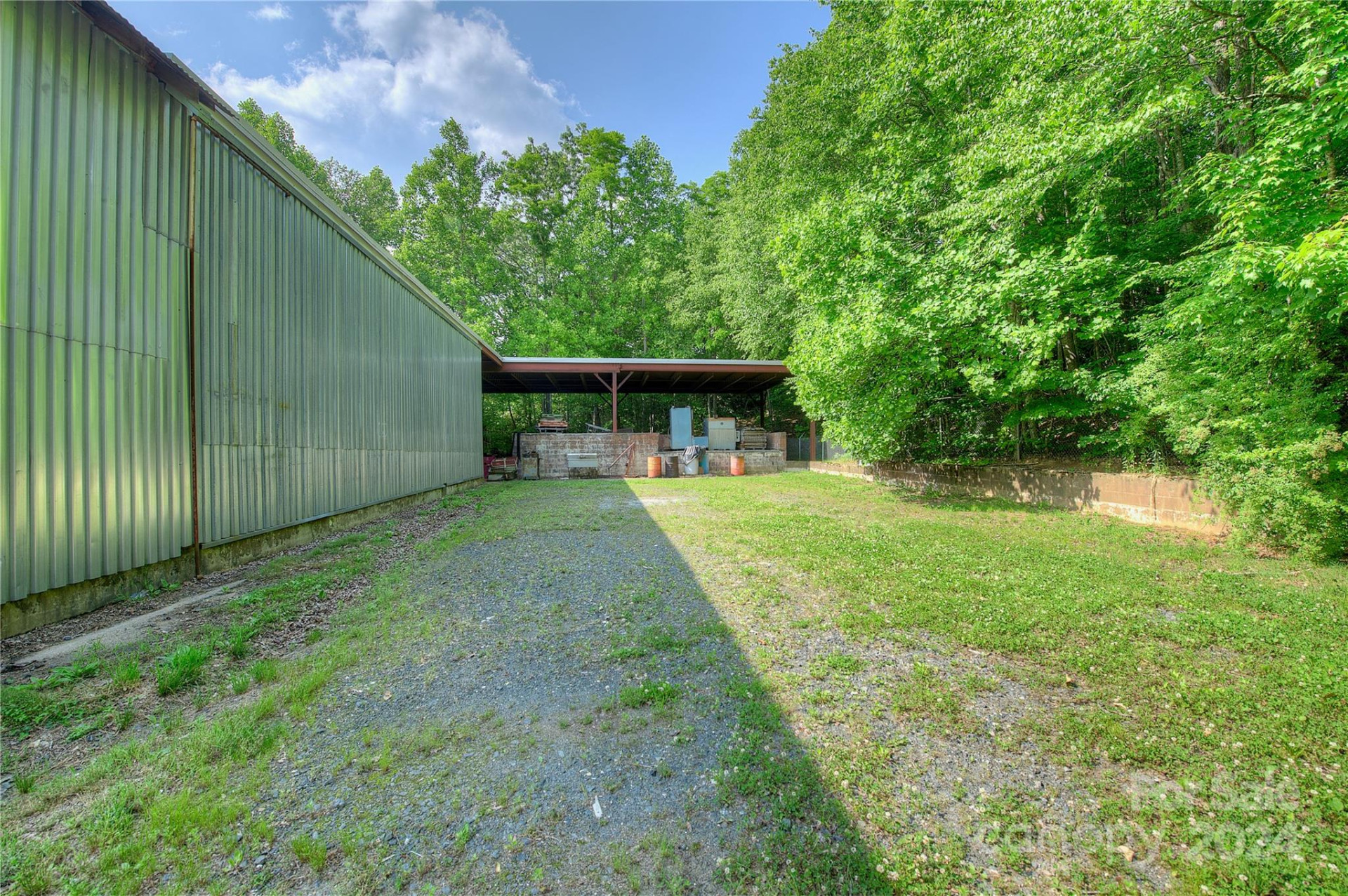 350 Henredon Road - Photo 6