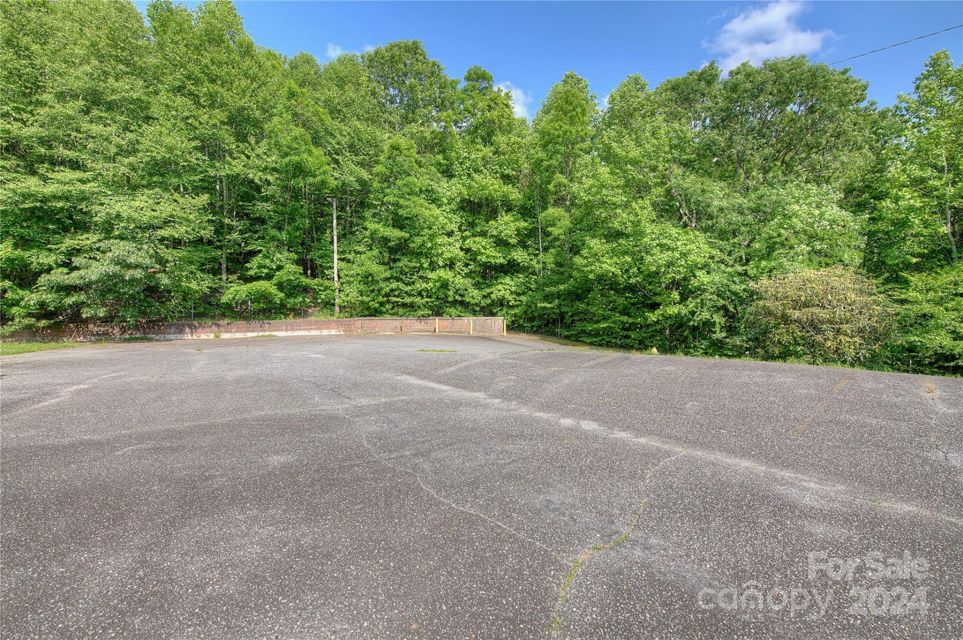 350 Henredon Road - Photo 10