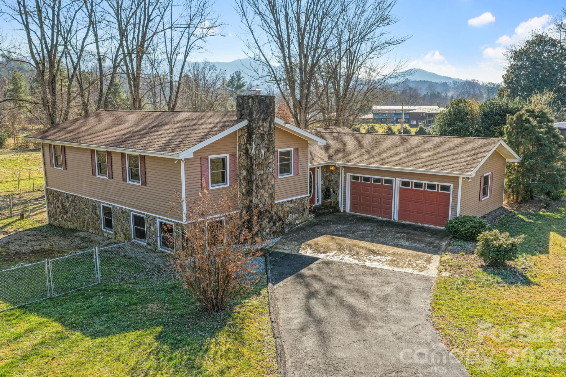 1644 West Deep Creek Road - Photo 2