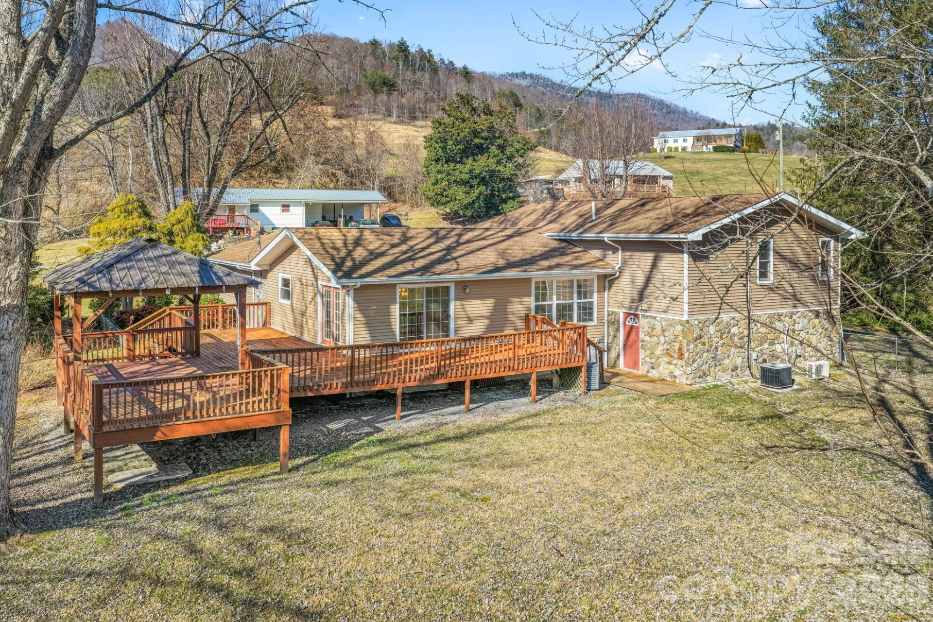 1644 West Deep Creek Road - Photo 3