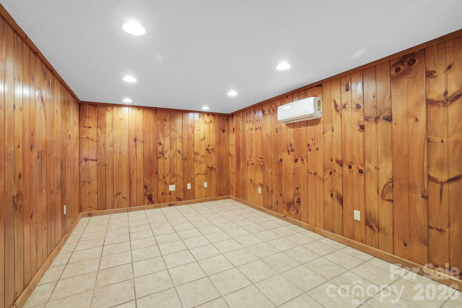 1644 West Deep Creek Road - Photo 32