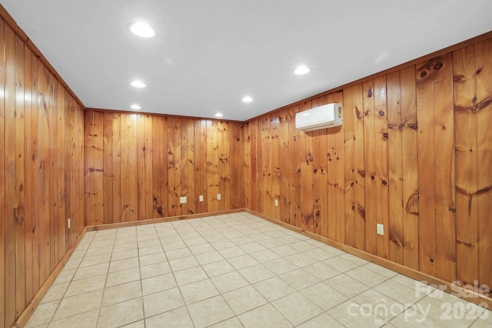 1644 West Deep Creek Road - Photo 32