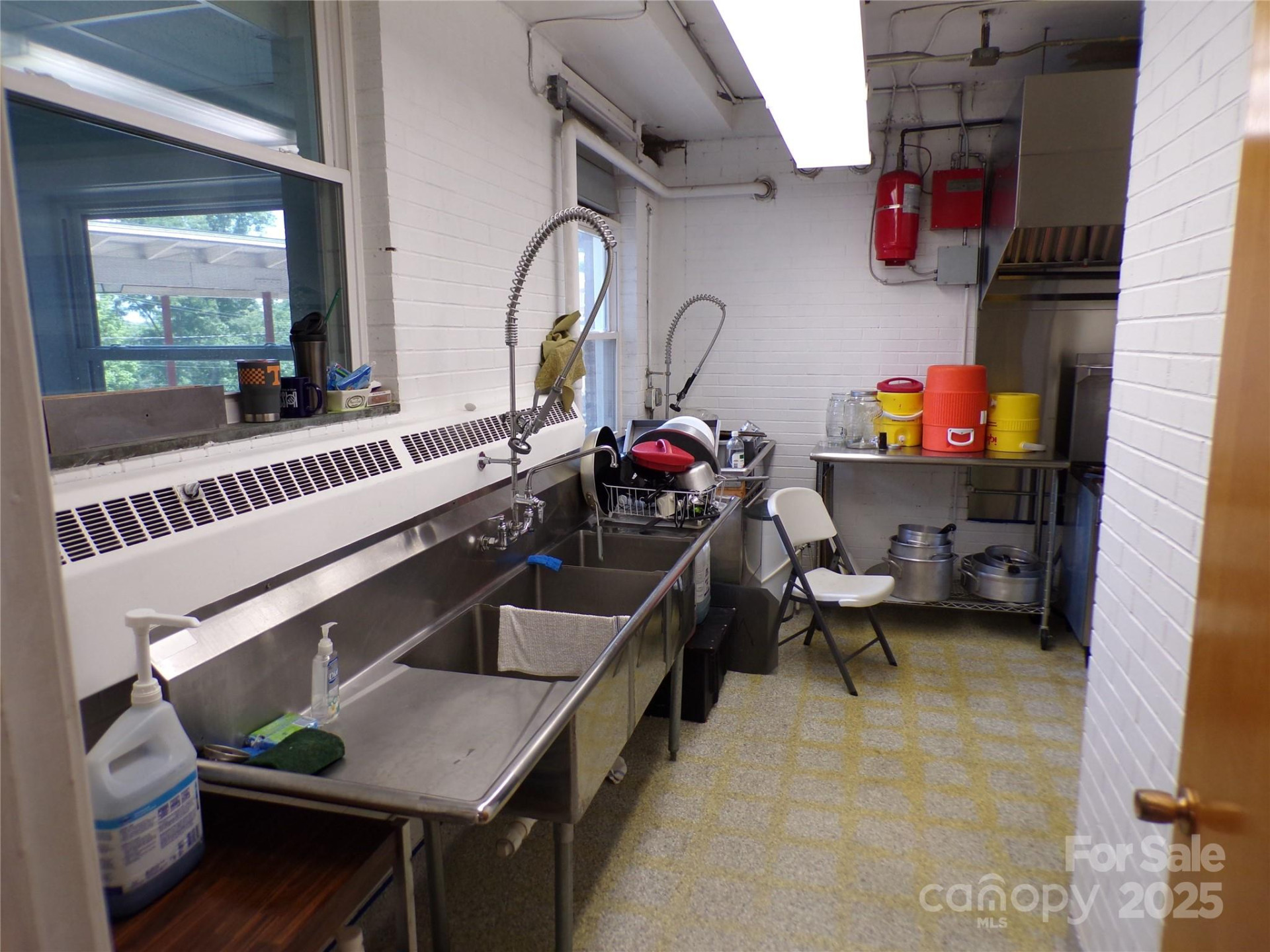 150 Westwood Place - Photo 10