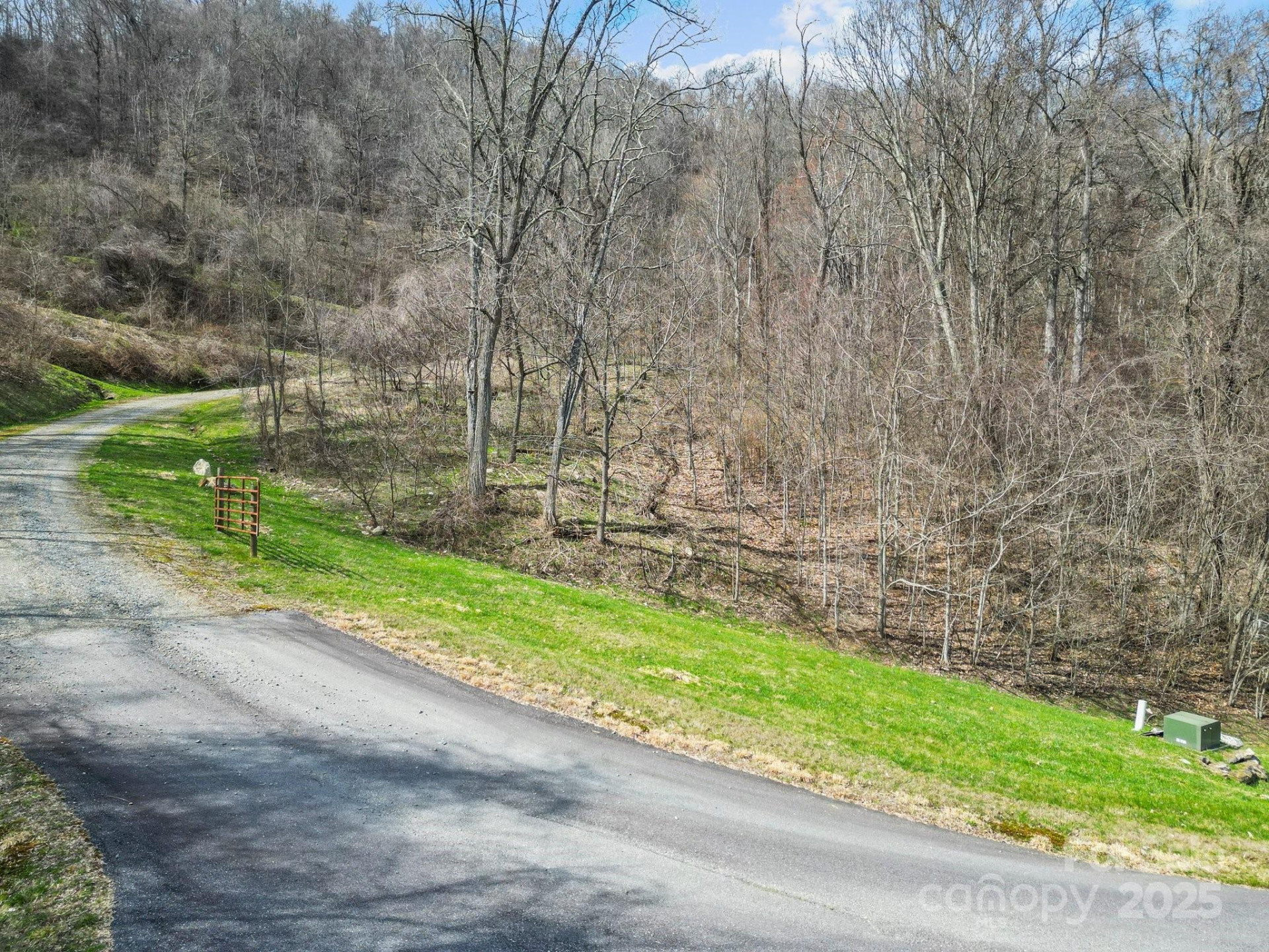 580 Freemont Drive - Photo 34