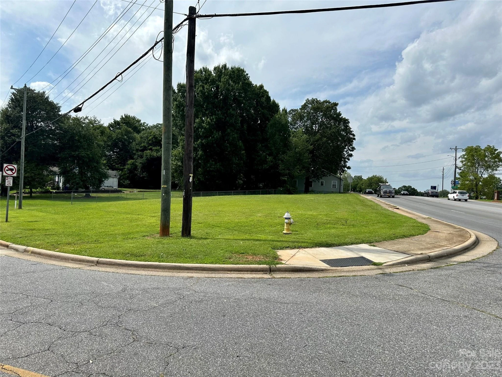 158 Lenoir Rhyne Boulevard - Photo 2