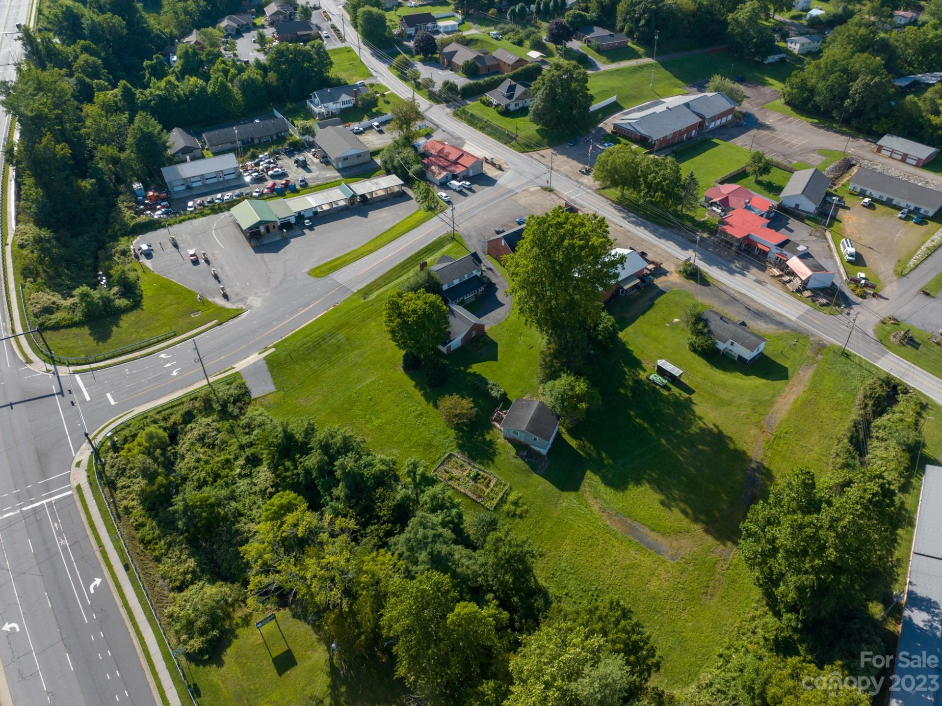 5 Pensacola Road - Photo 4