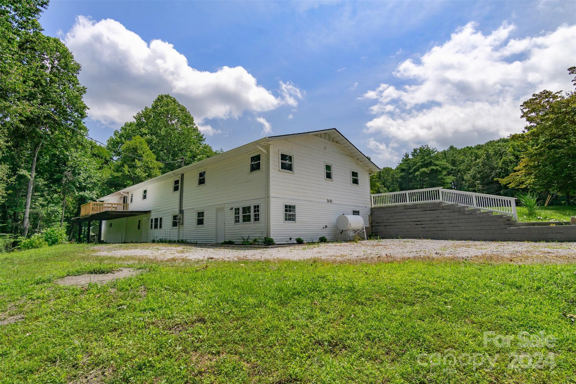 468 Deer Park Lake Road - Photo 27