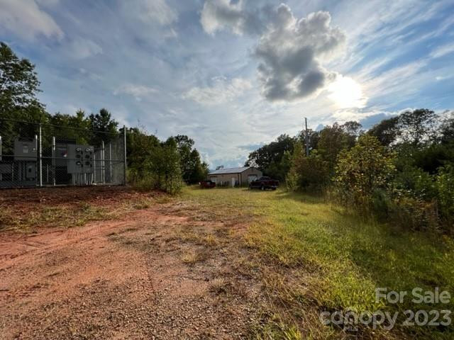 2752 Old Highway 221 None - Photo 3