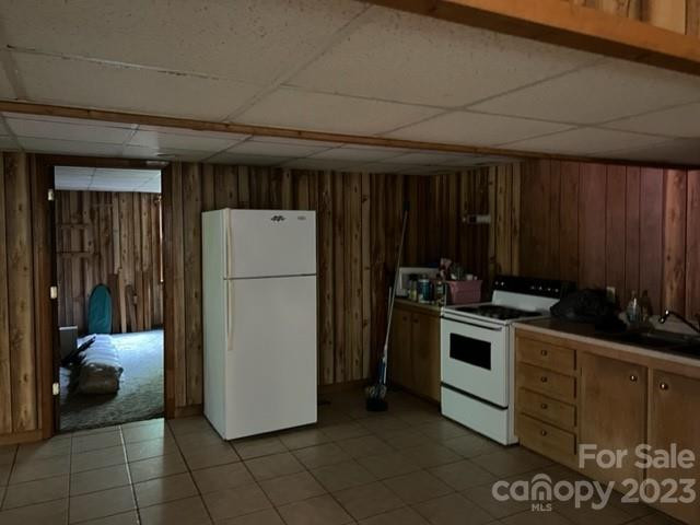 2752 Old Highway 221 None - Photo 29