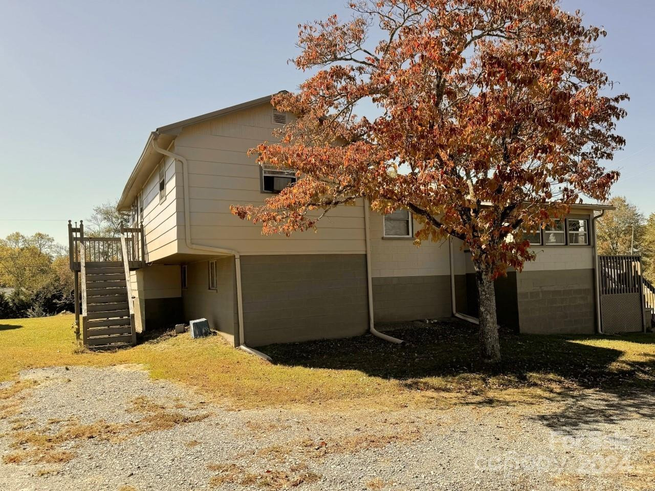 565 Neely Road - Photo 4