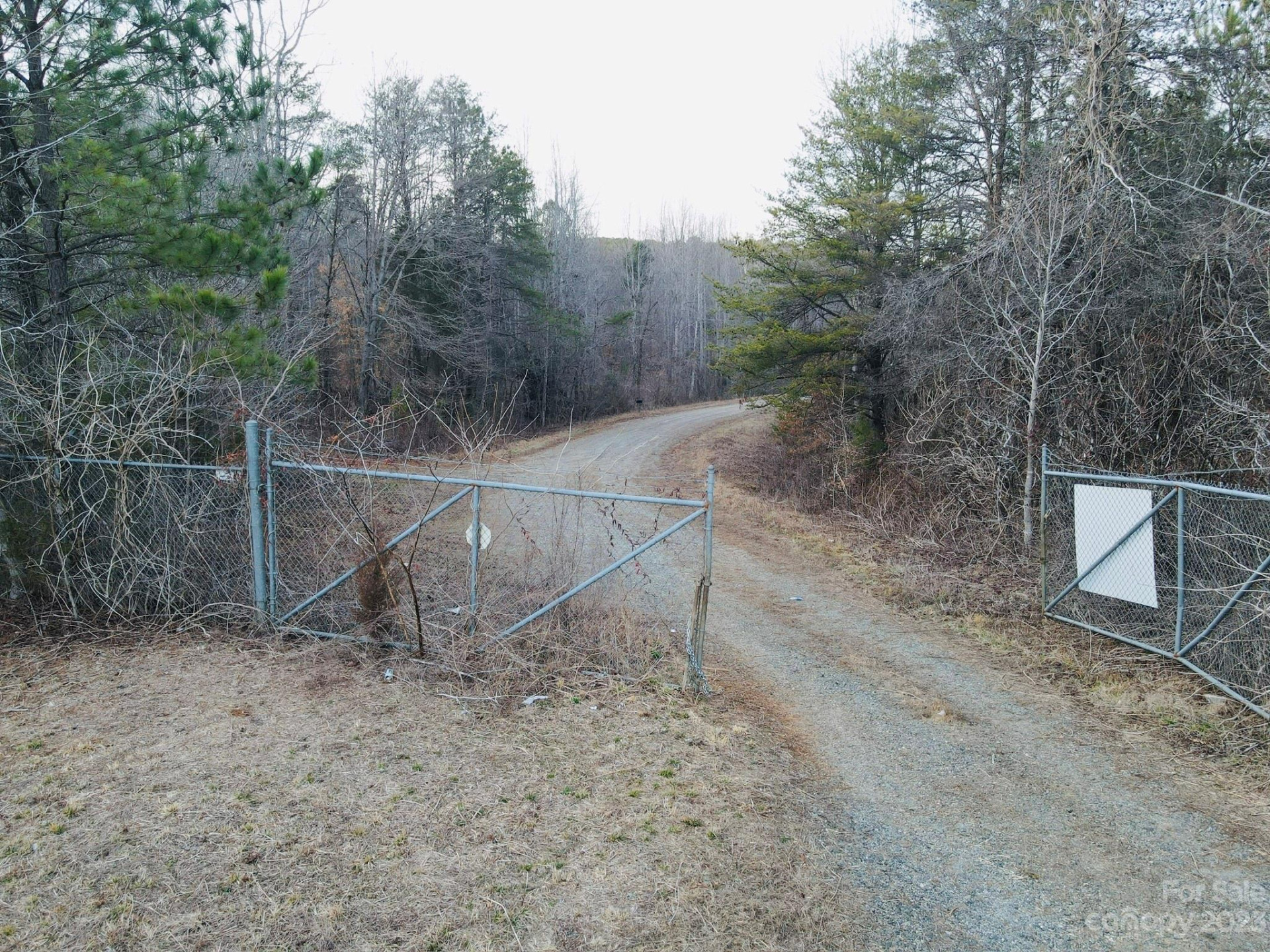 352 Sunnyview Drive - Photo 17