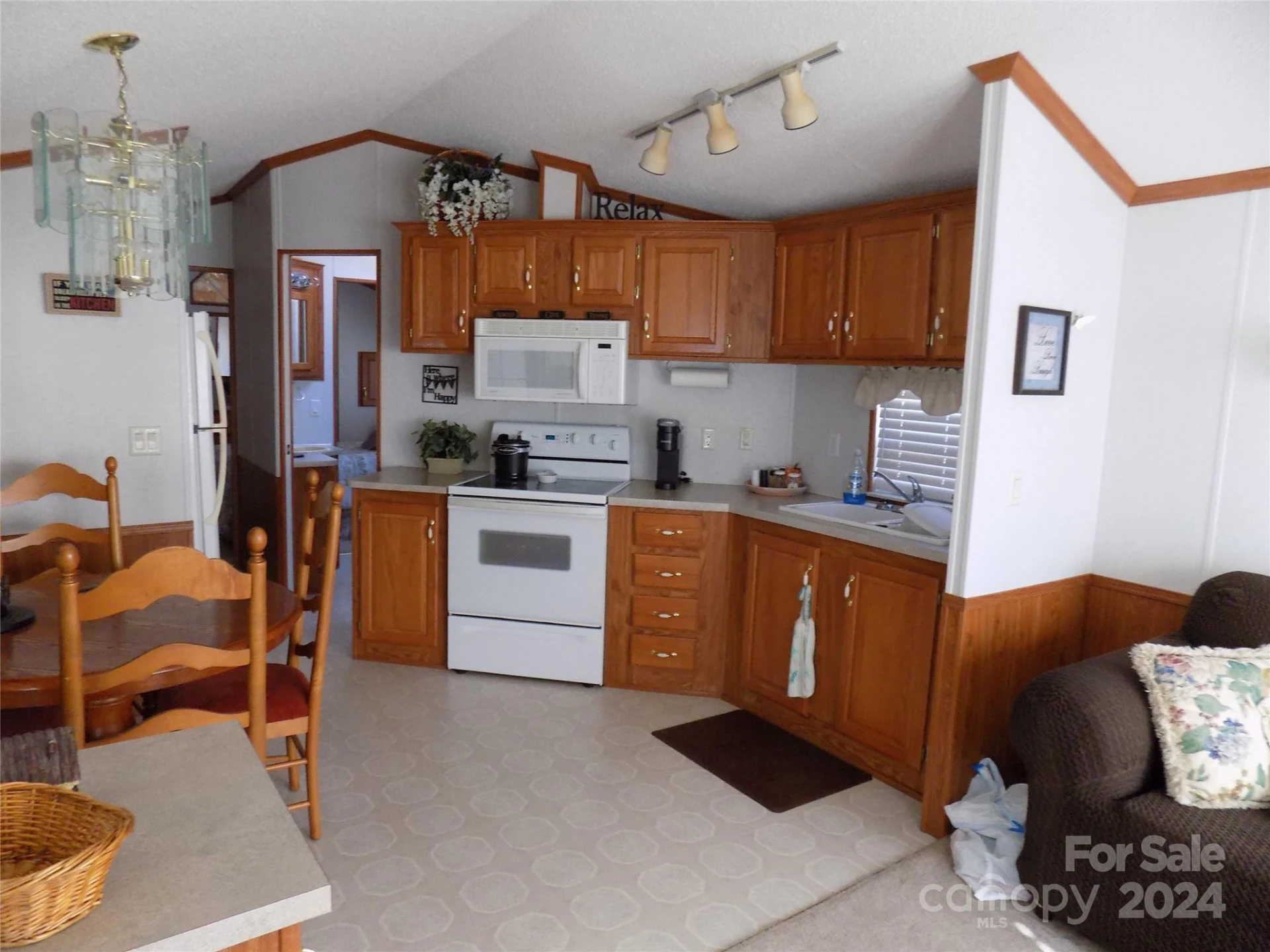 43 Pike Point - Photo 4