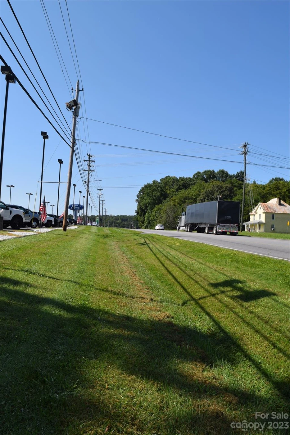 913 Jamestown Road - Photo 4