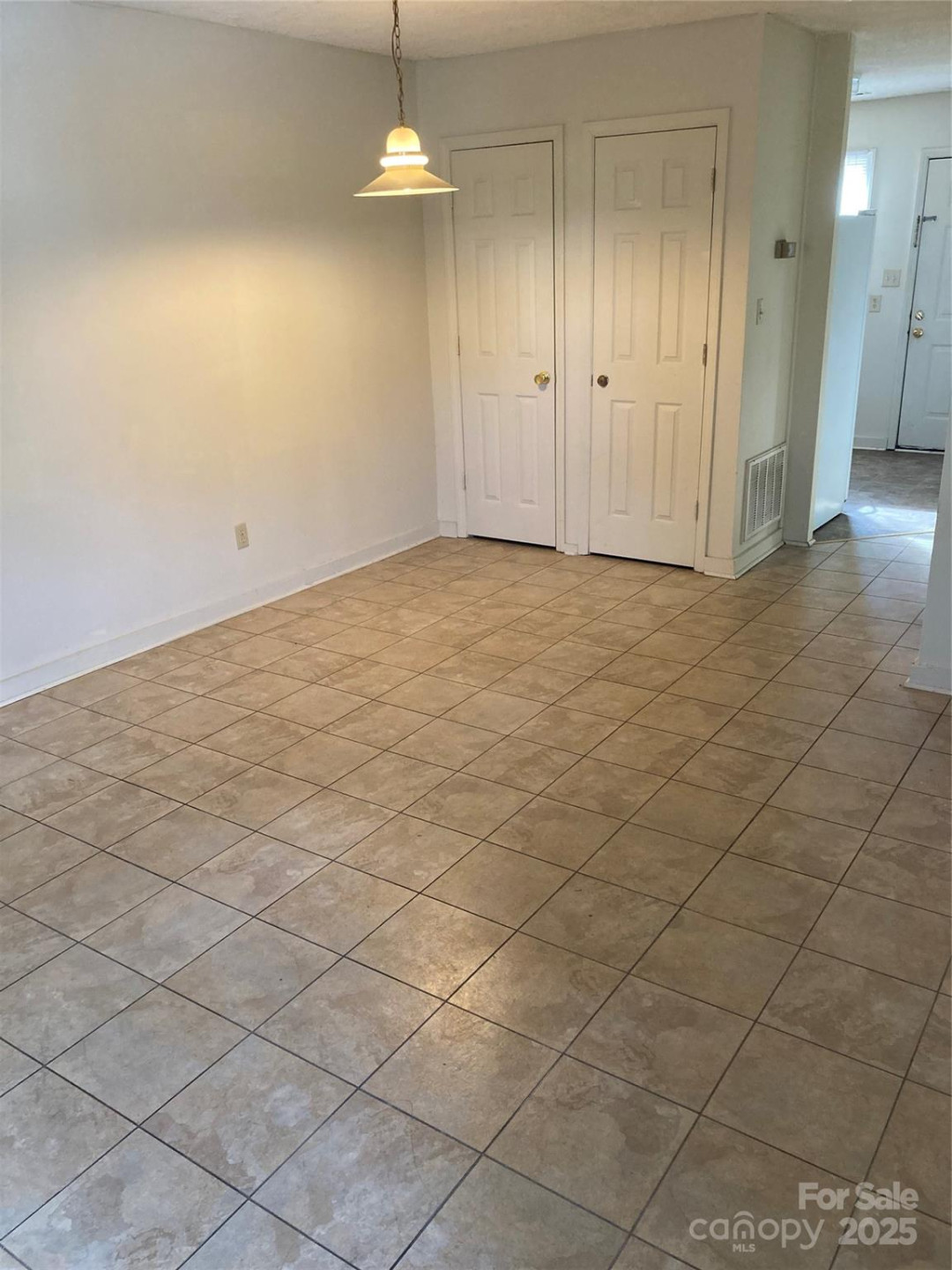 100 Normandy Drive - Photo 14