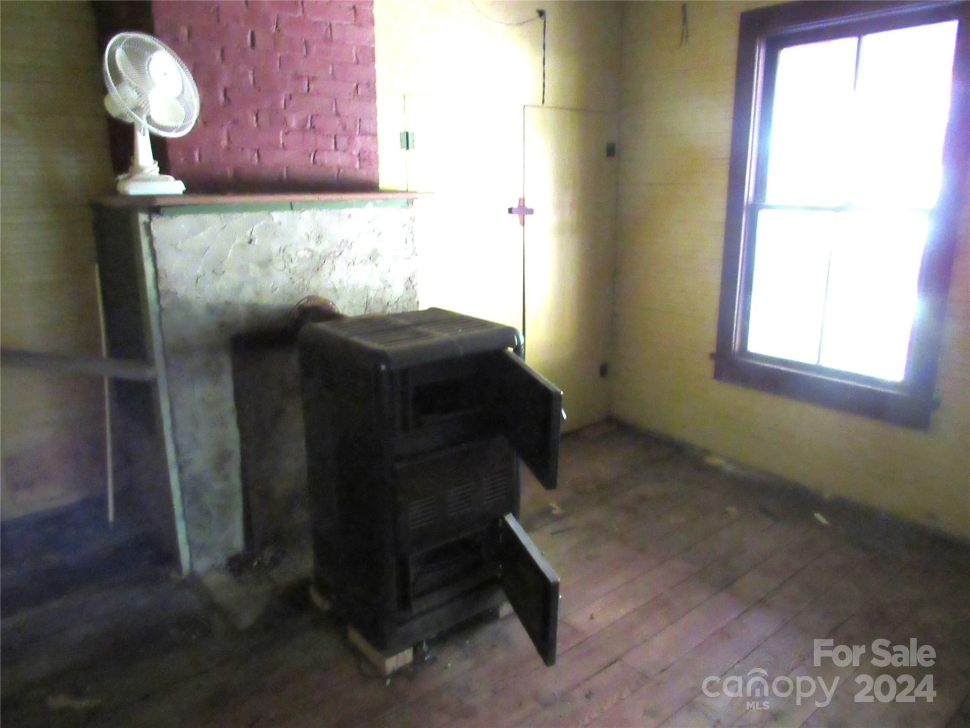664 Woodfin Road - Photo 23