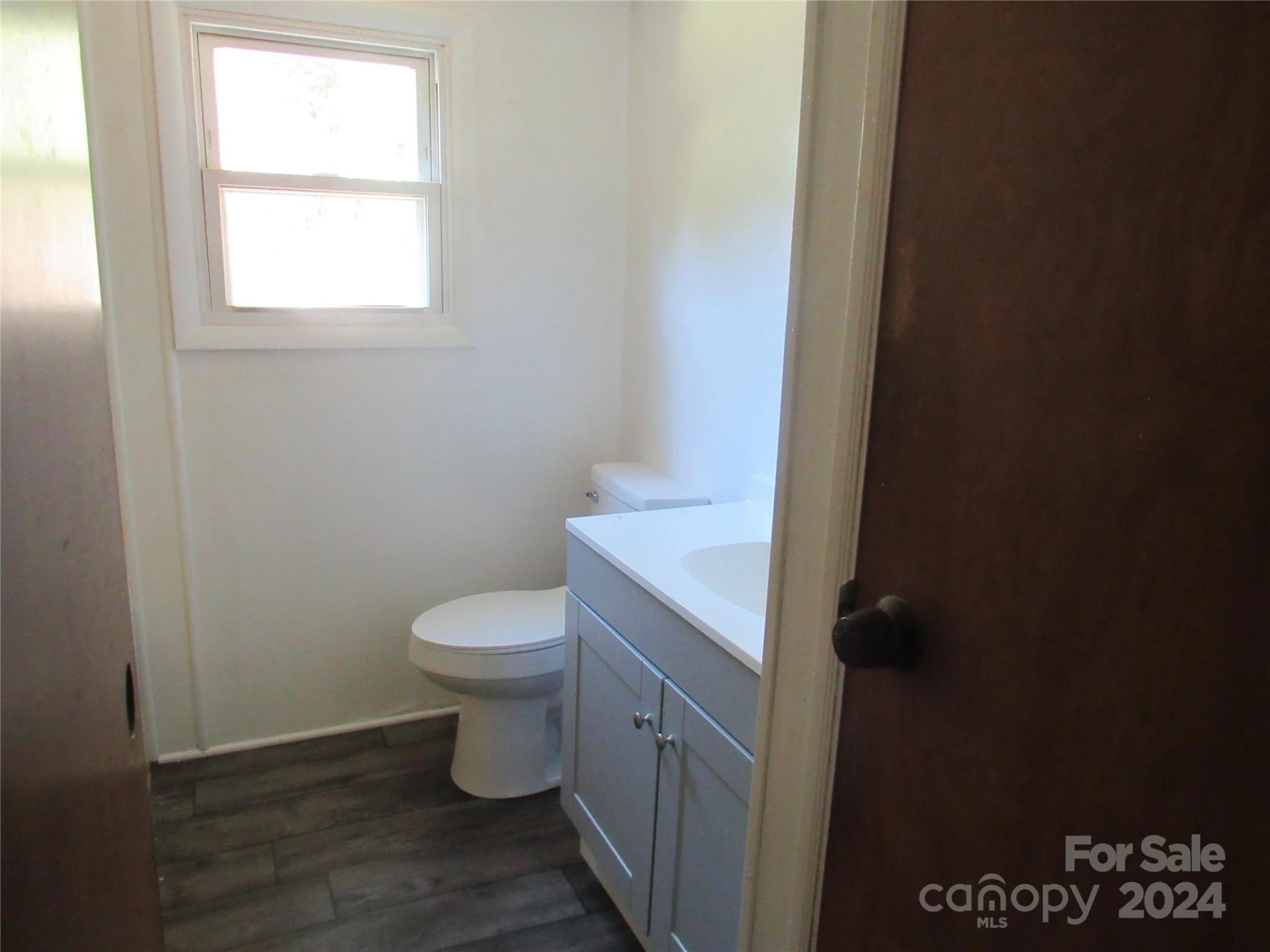 664 Woodfin Road - Photo 7