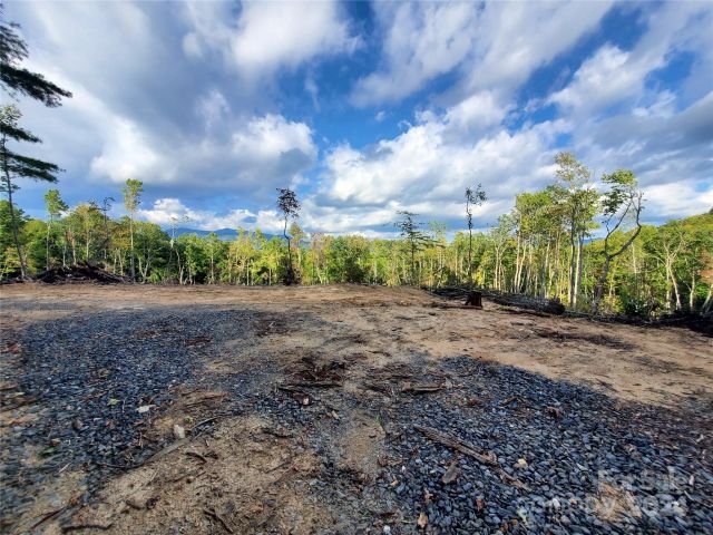 TBD Parkwood Hill Road