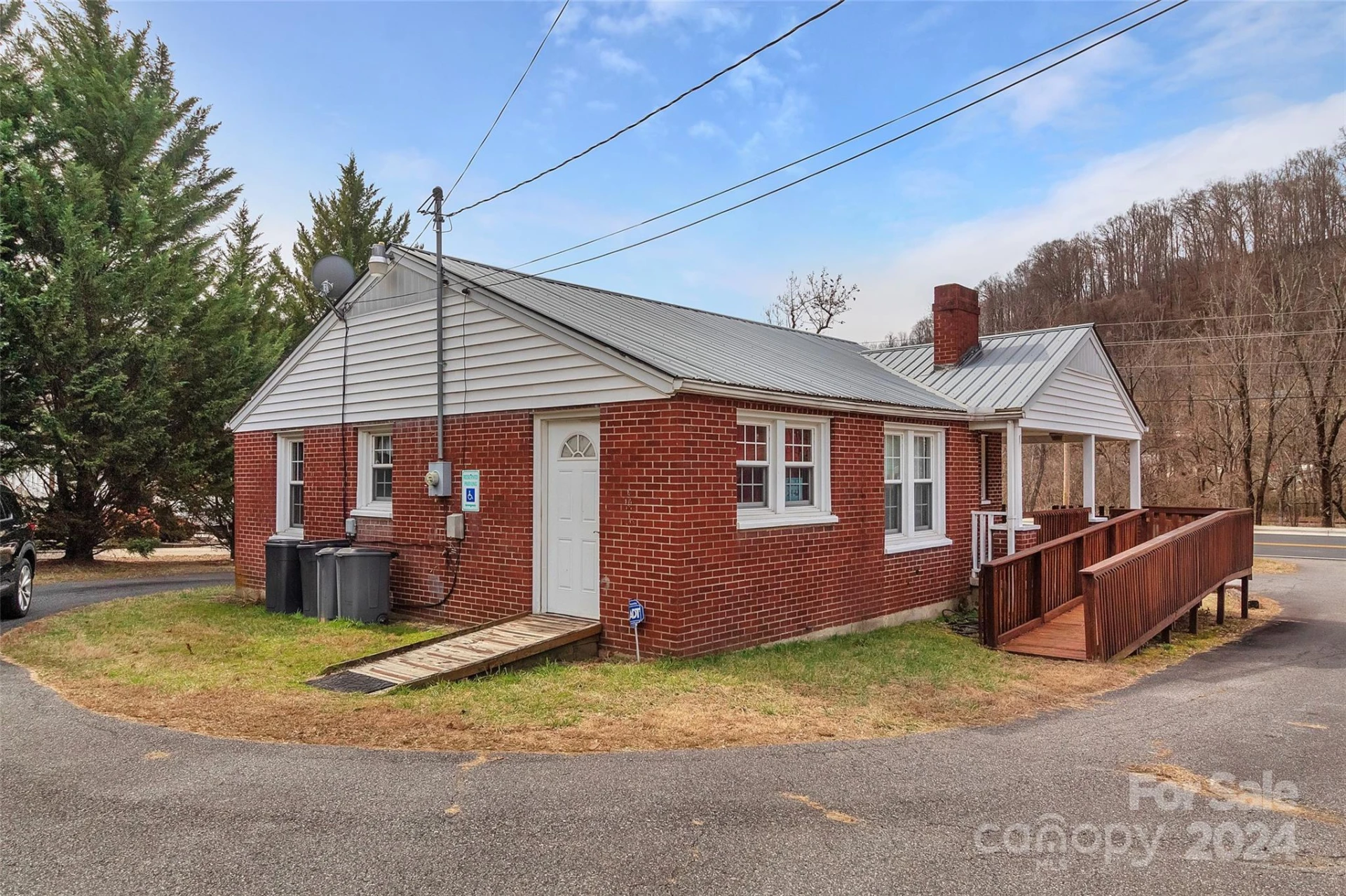 286 Skyland Drive - Photo 10