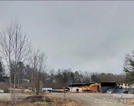 102 Sanford Drive - Photo 5