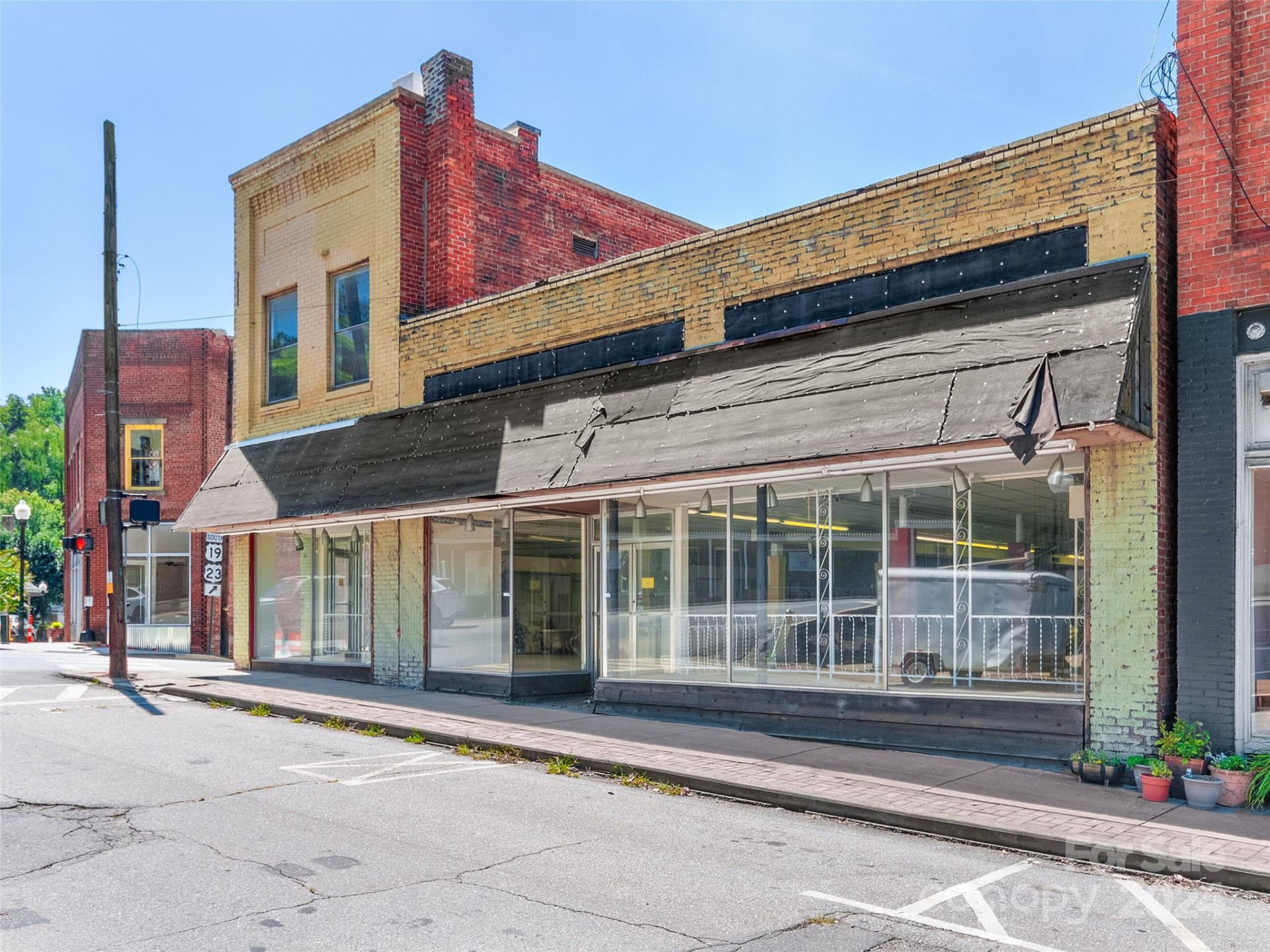 505 Main Street - Photo 4