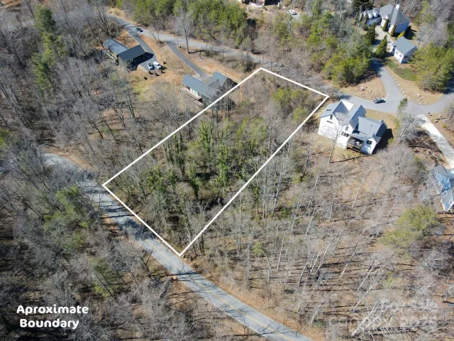 28 Wind Stone Drive