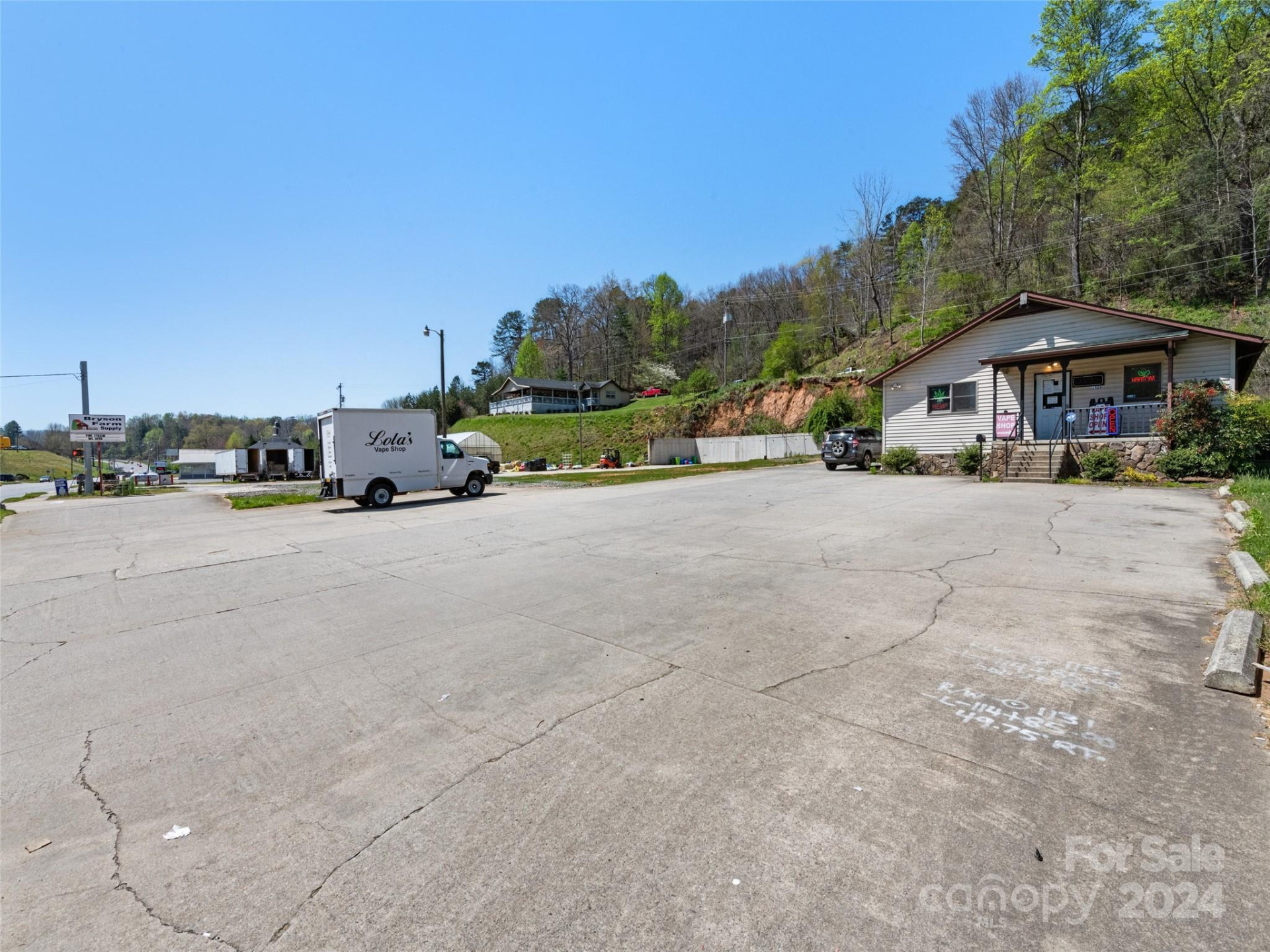 1526 East Main Street - Photo 14