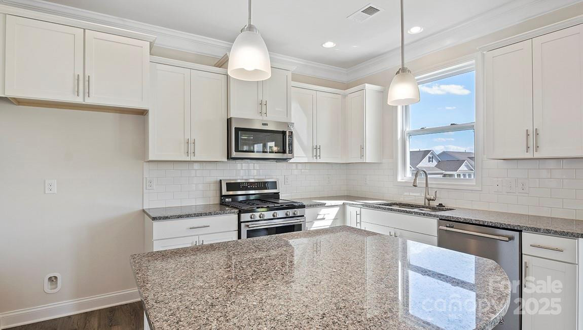 489 Fox Cove Road - Photo 3