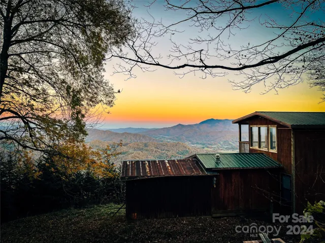1375 Swing Road