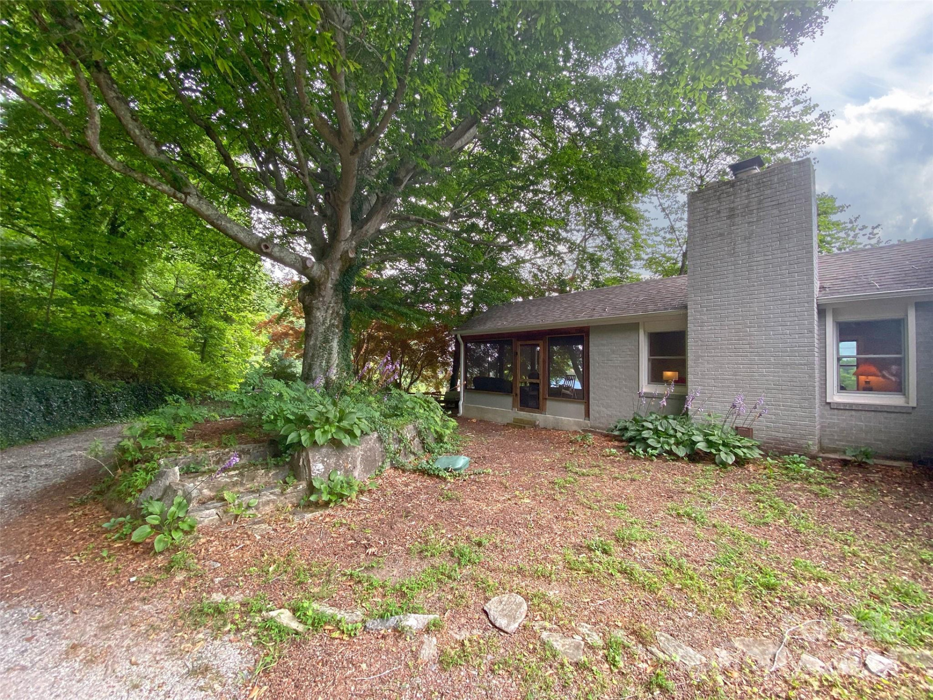 273 & 133 Nicholson Lane - Photo 11