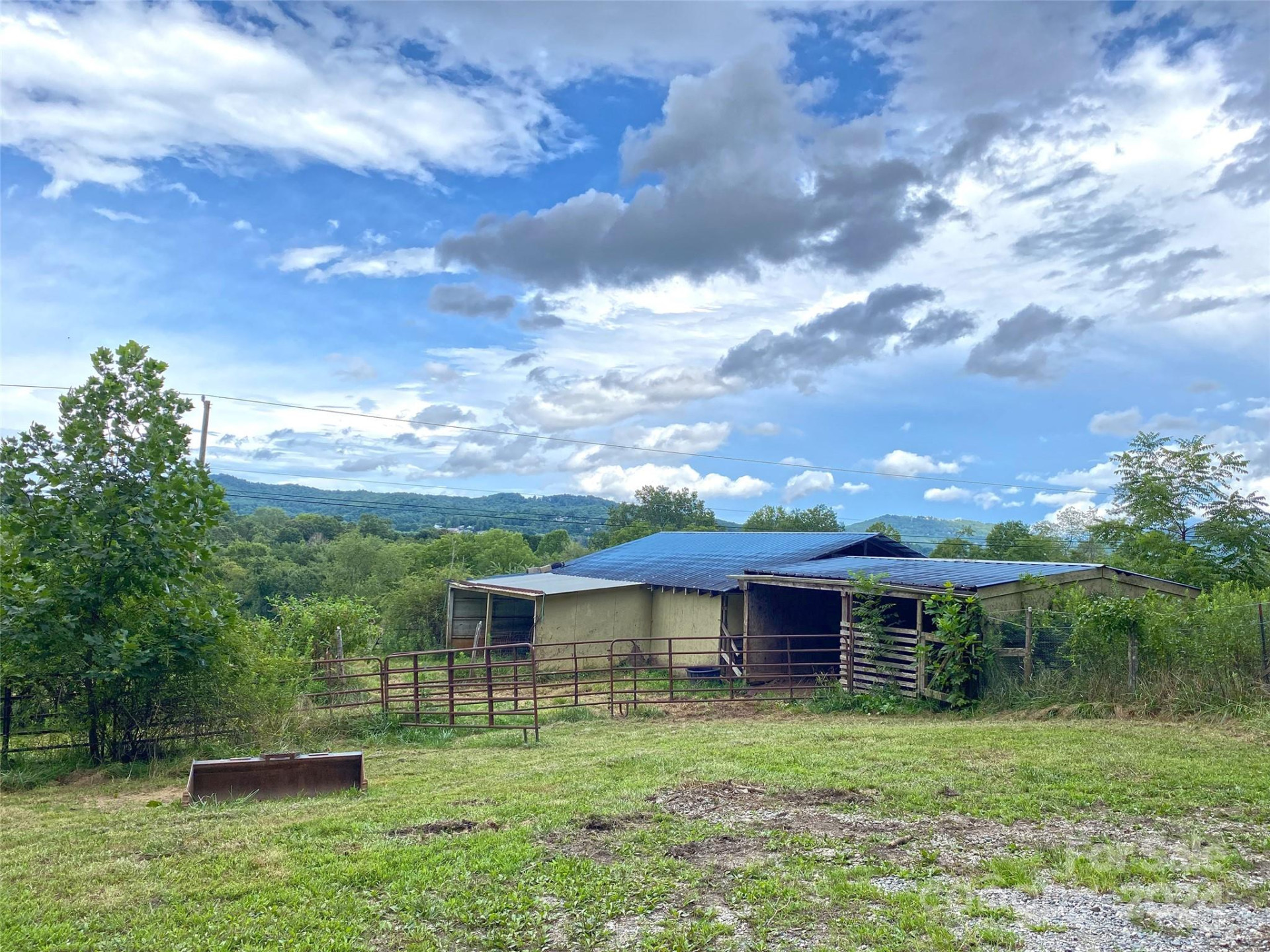 273 & 133 Nicholson Lane - Photo 38