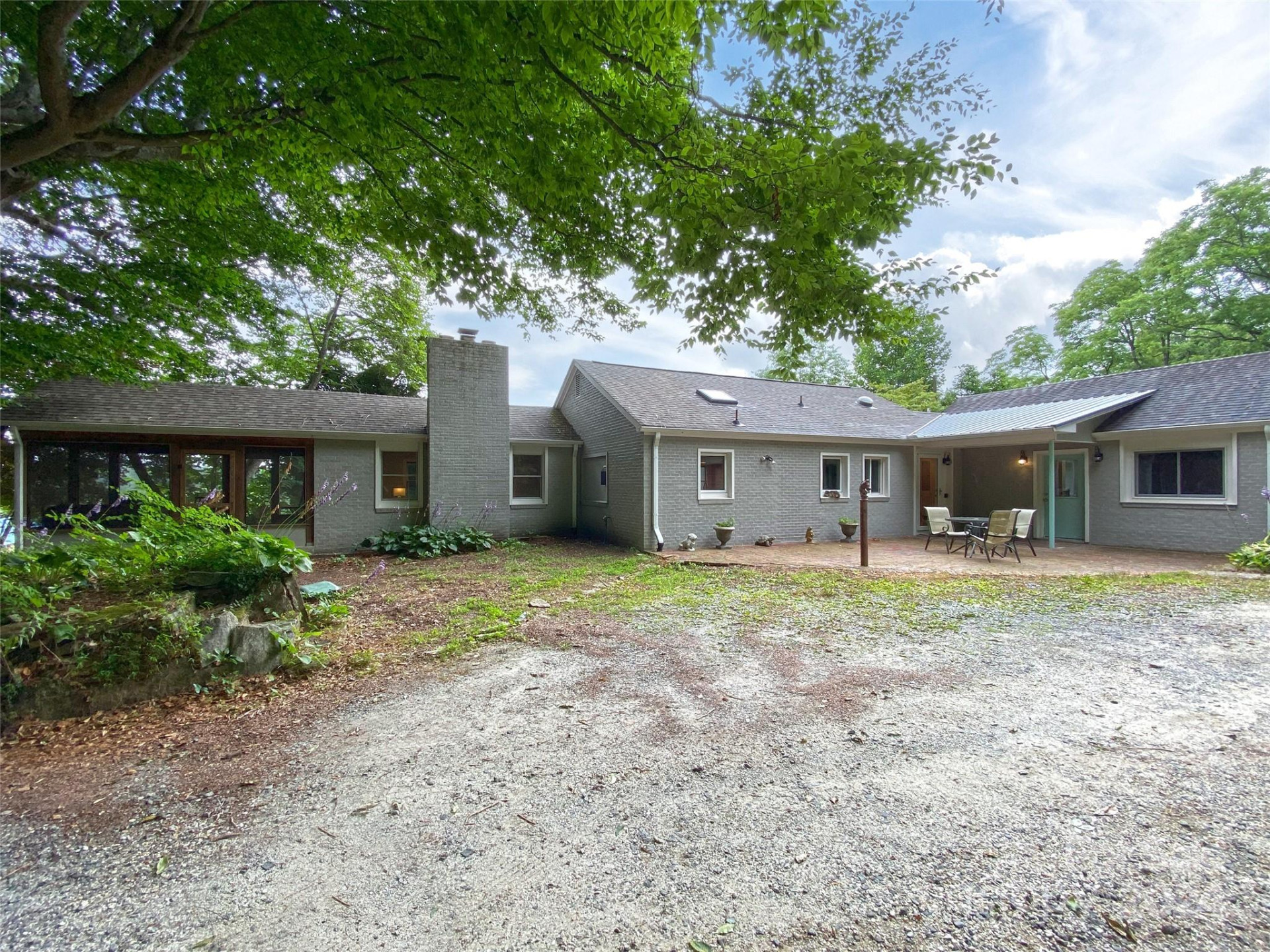 273 & 133 Nicholson Lane - Photo 47