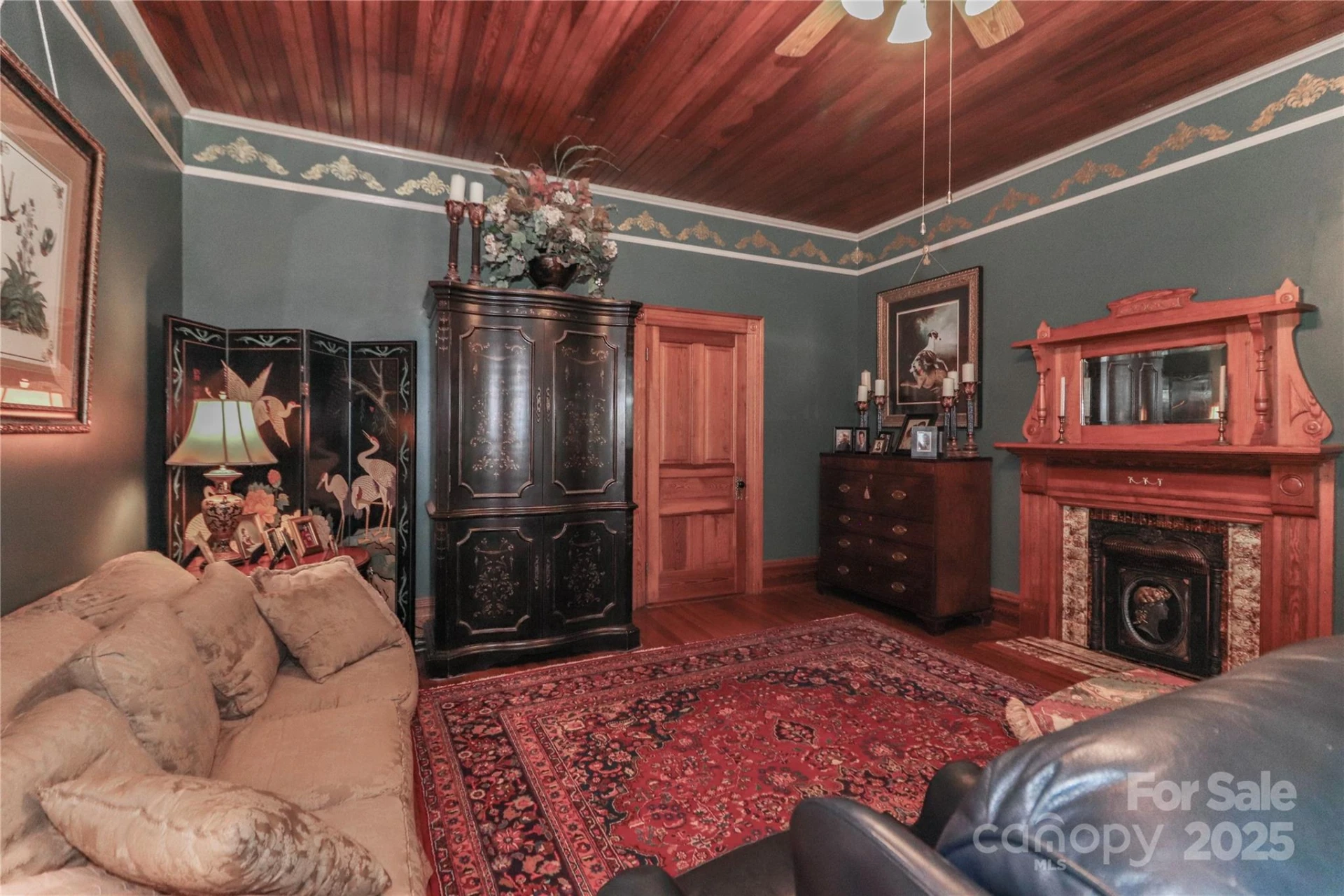 235 Walnut Street - Photo 14