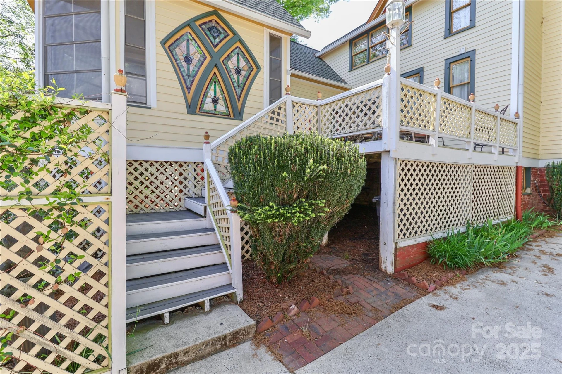 235 Walnut Street - Photo 41