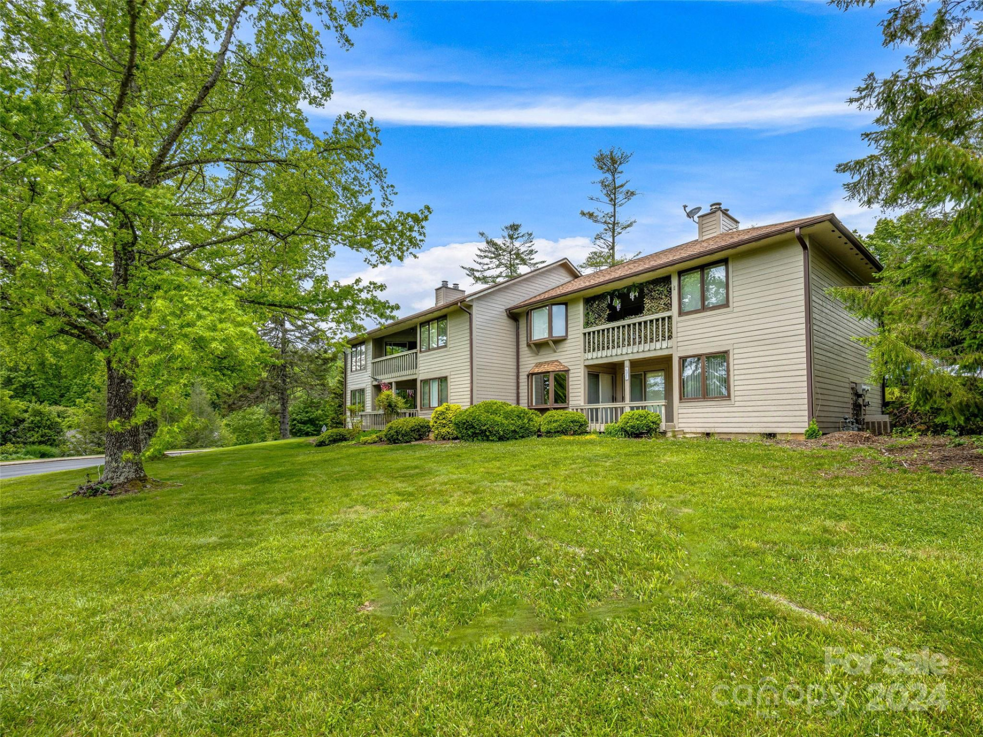 23 Eagle Run - Photo 2