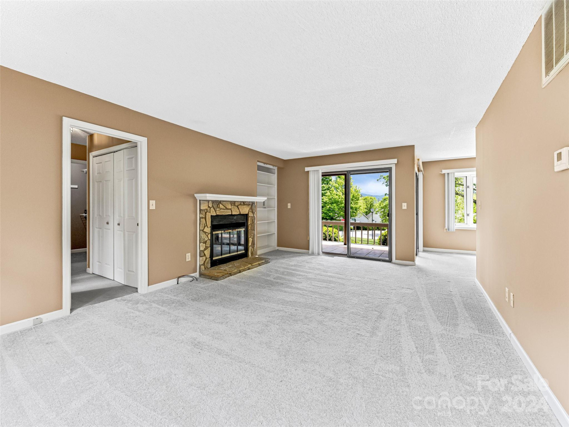 23 Eagle Run - Photo 6