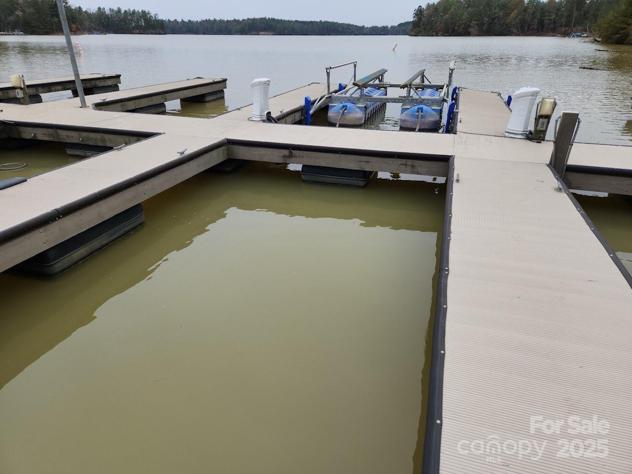 5339 Knollview Drive - Photo 8