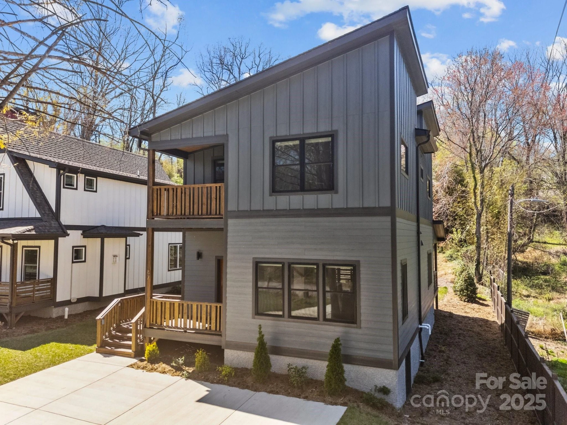87 Glendale Avenue