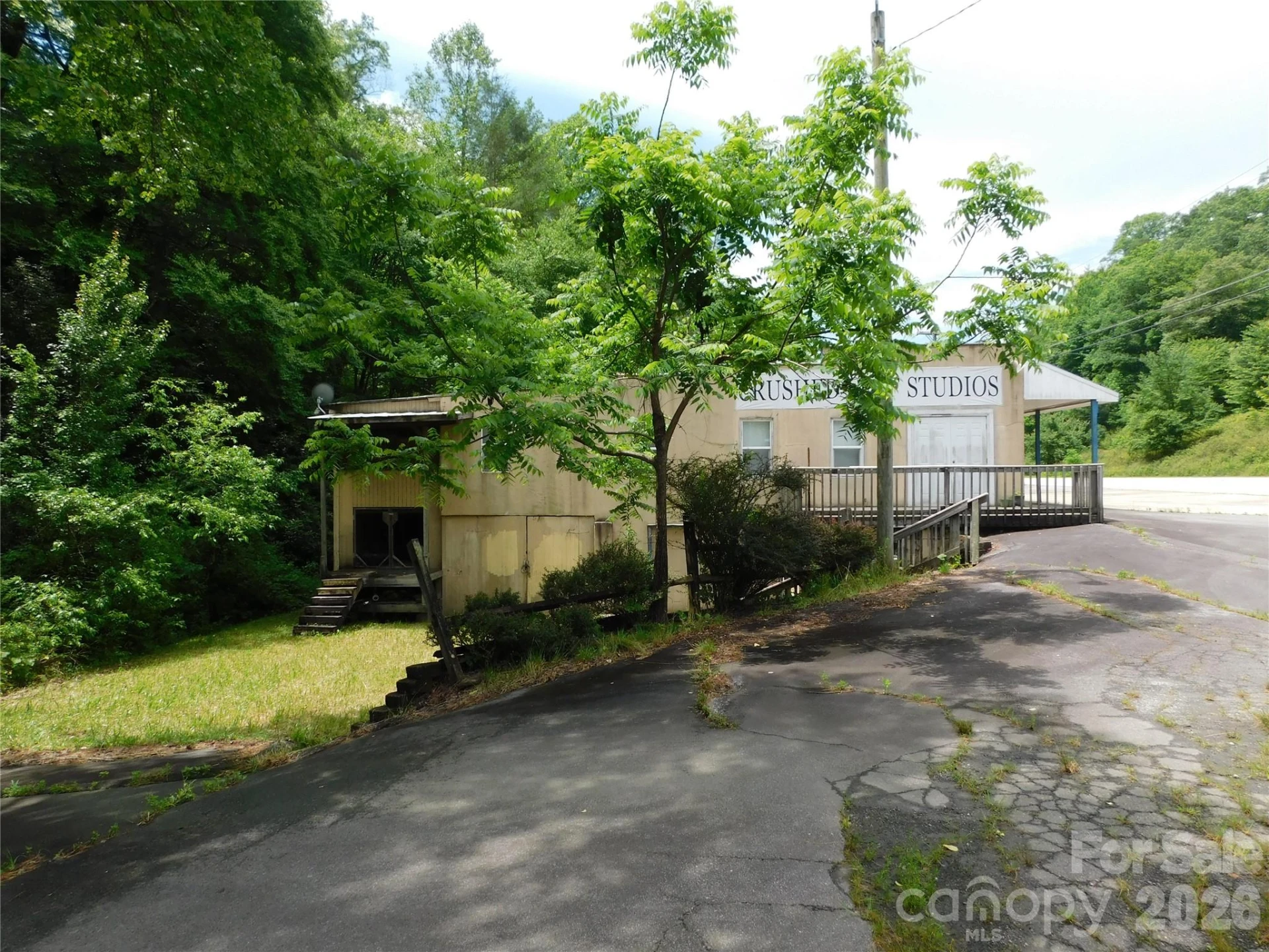 7320 Asheville Highway - Photo 3