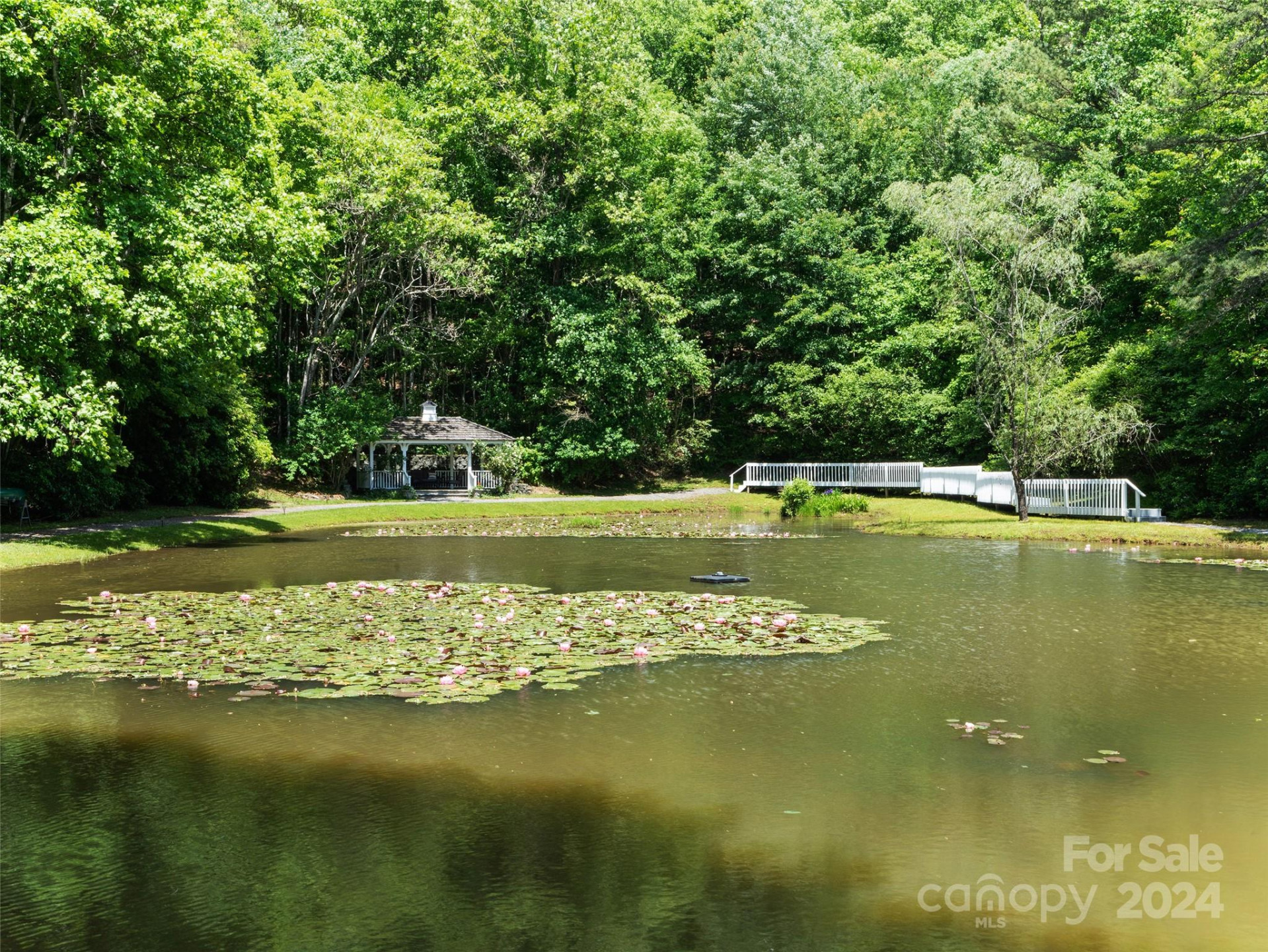 1767 Ridge Way Street - Photo 32