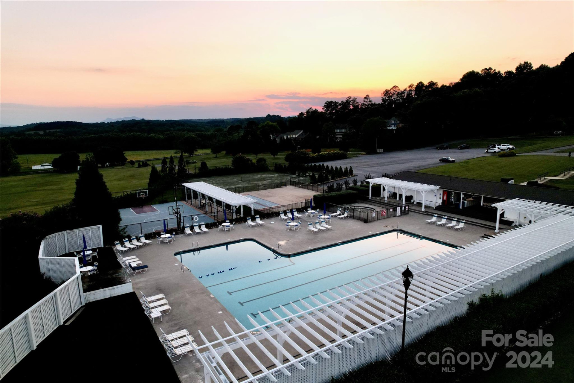 000 Moss Drive - Photo 11