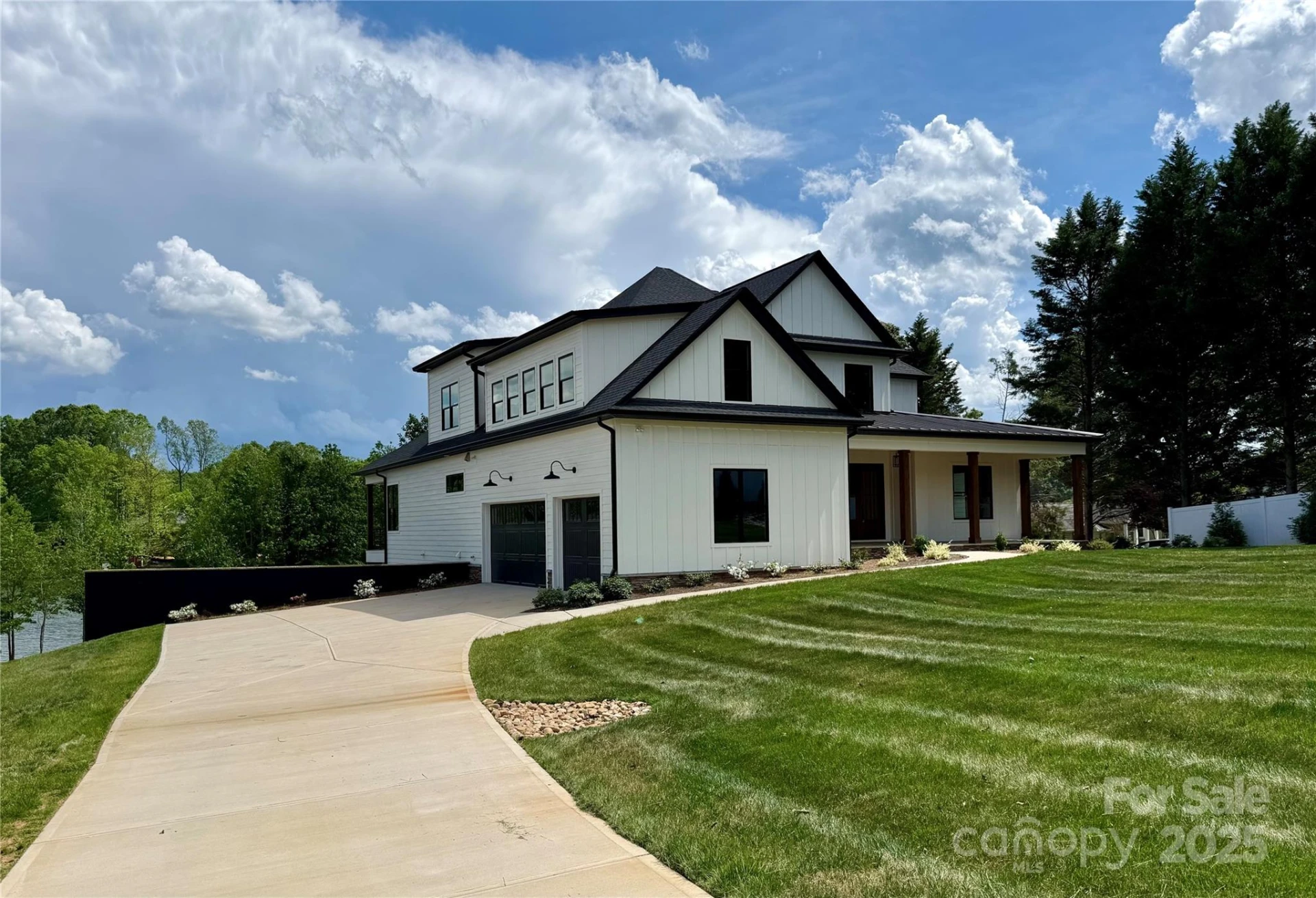 110 Emmaline Court - Photo 2
