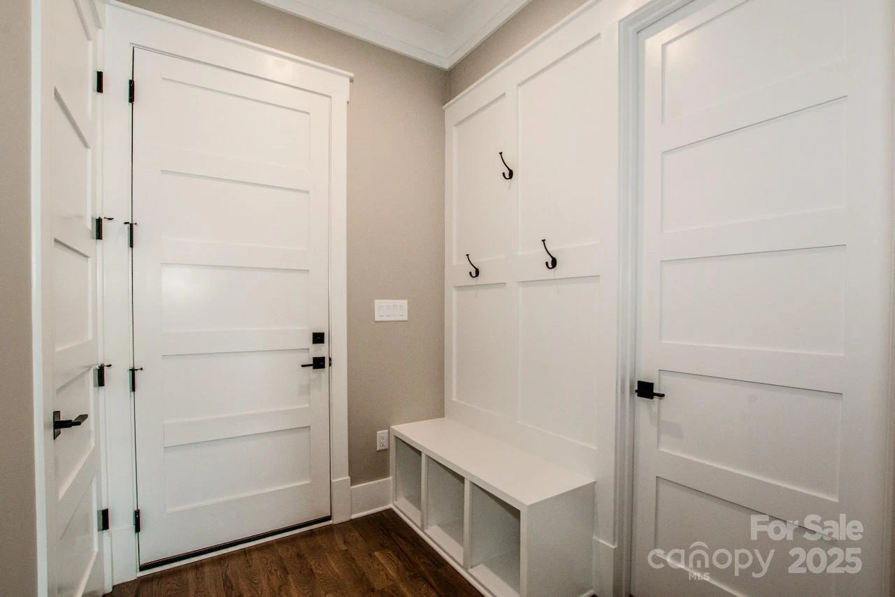 110 Emmaline Court - Photo 18