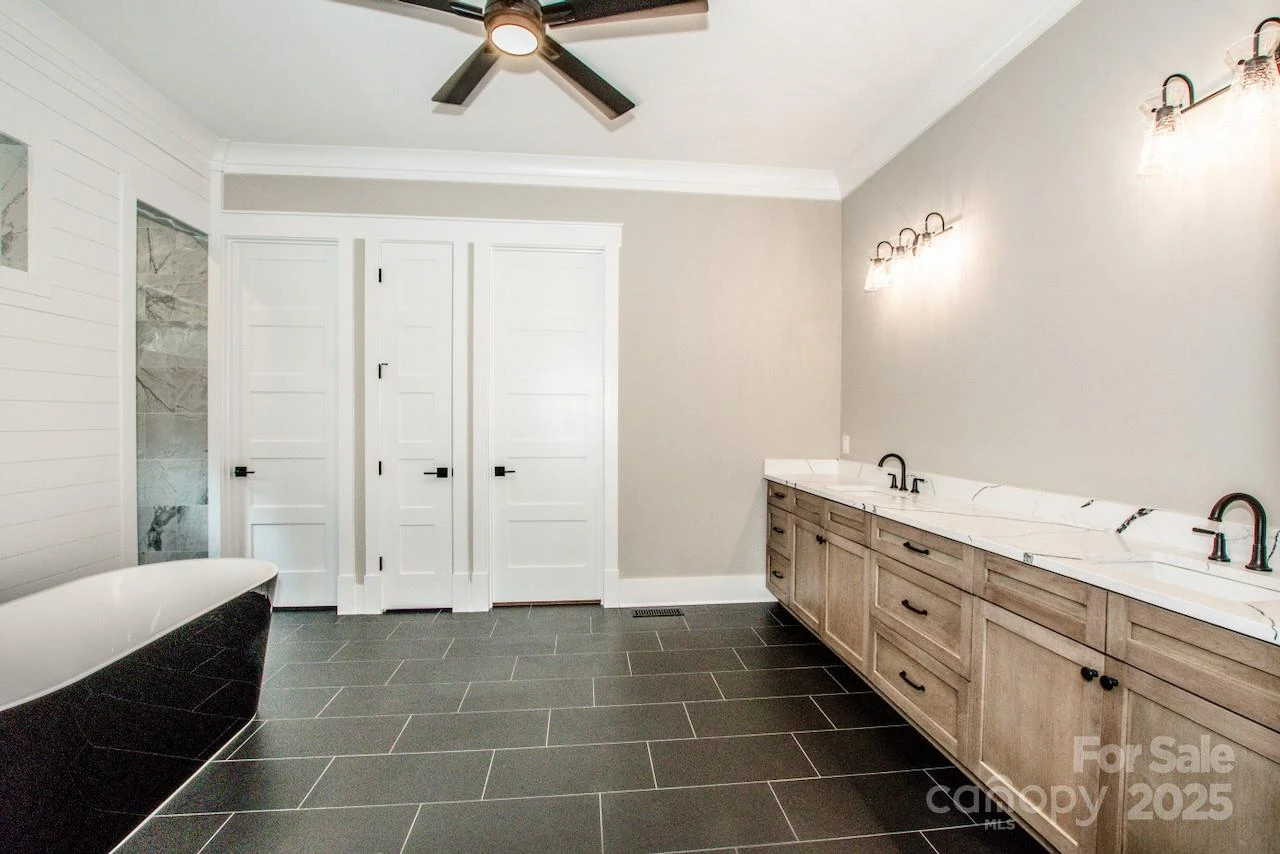 110 Emmaline Court - Photo 19