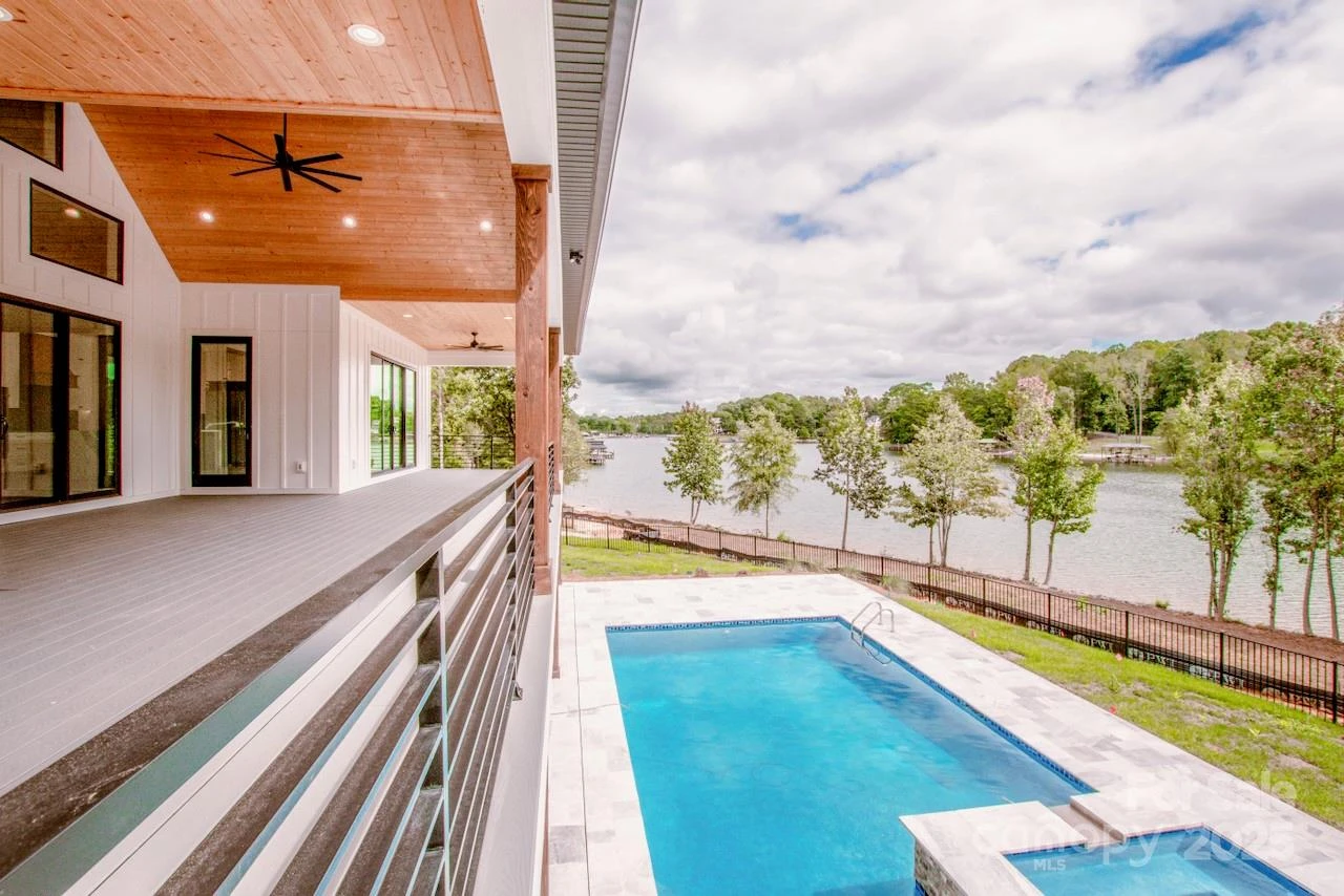 110 Emmaline Court - Photo 25