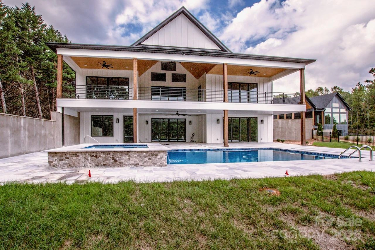 110 Emmaline Court - Photo 4
